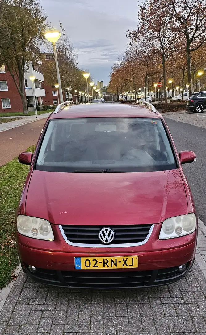 Volkswagen Touran 7 Personen 1.6-16V FSI Highline Wit - 1