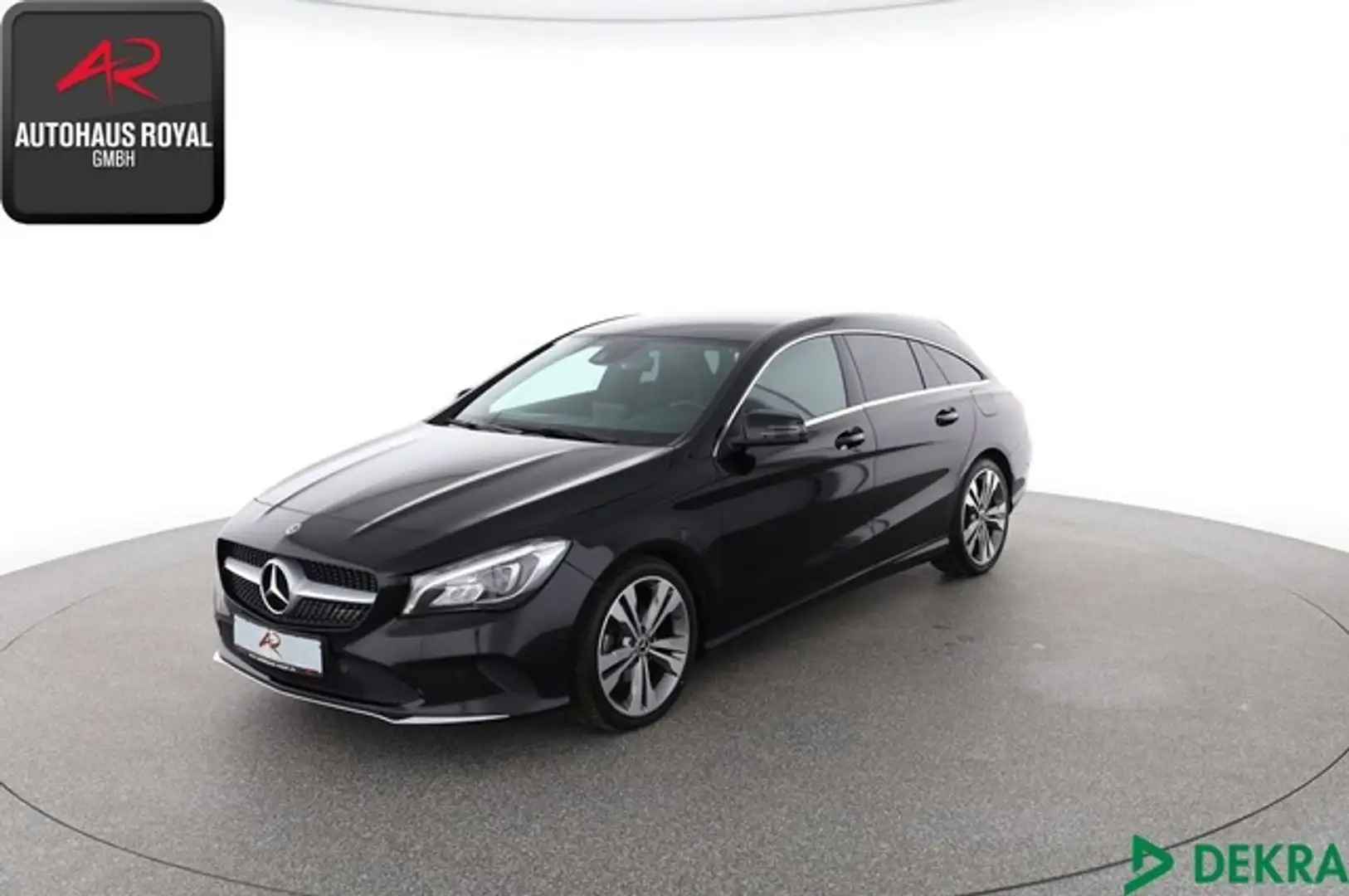 Mercedes-Benz CLA 220 Shooting Brake 4M NAVI,PARKLENK,KAMERA Black - 1
