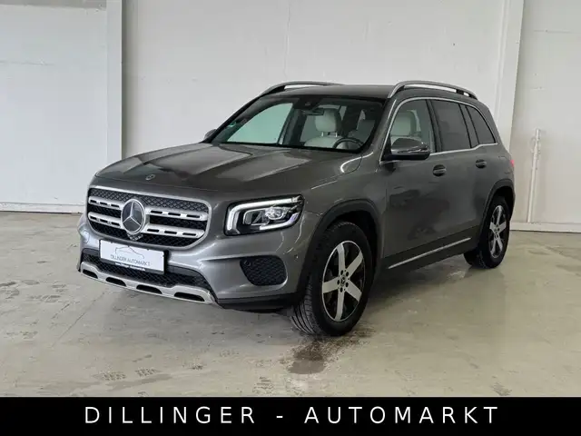 Mercedes-Benz GLB 220 d 4Matic 8G LED Leder Navi Temp AHK Shz