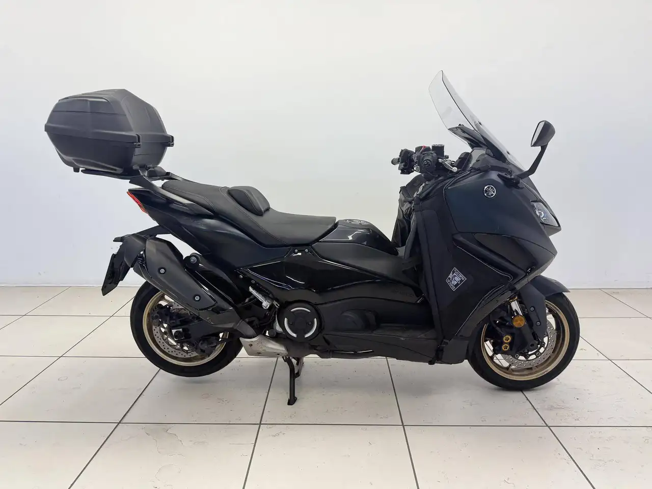 Yamaha Tmax 560