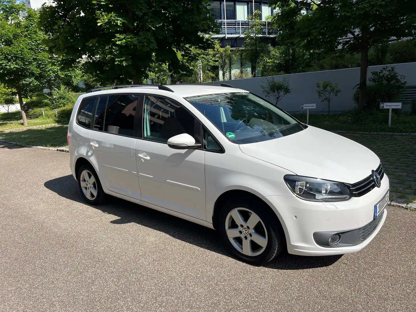 Volkswagen Touran Touran 1.4 TSI DSG Comfortline Weiß - 1