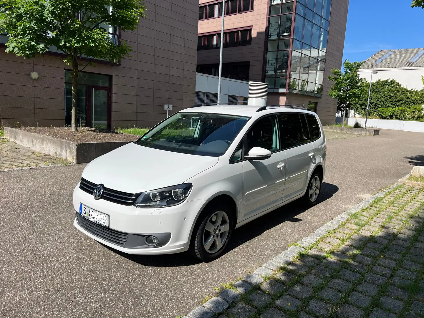 Volkswagen Touran Touran 1.4 TSI DSG Comfortline Weiß - 2