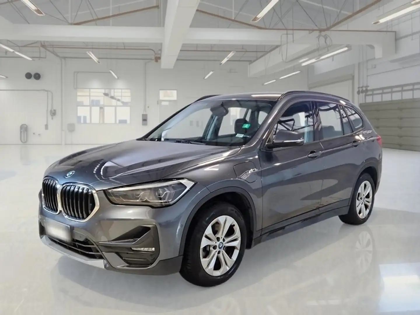 BMW X1 xDrive 25e Business Advantage automatico - 1