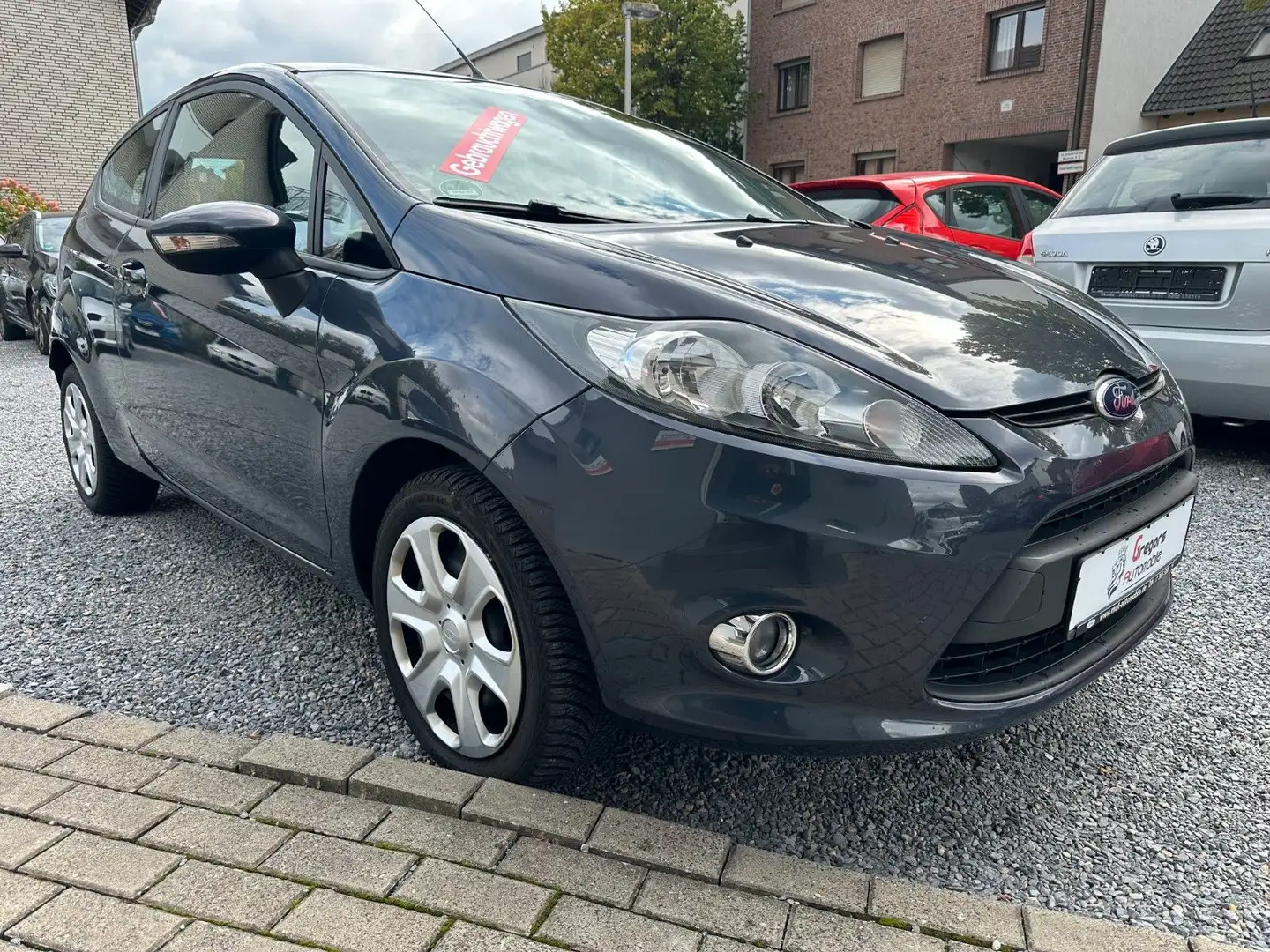 Ford Fiesta Champions Edition Grau - 1
