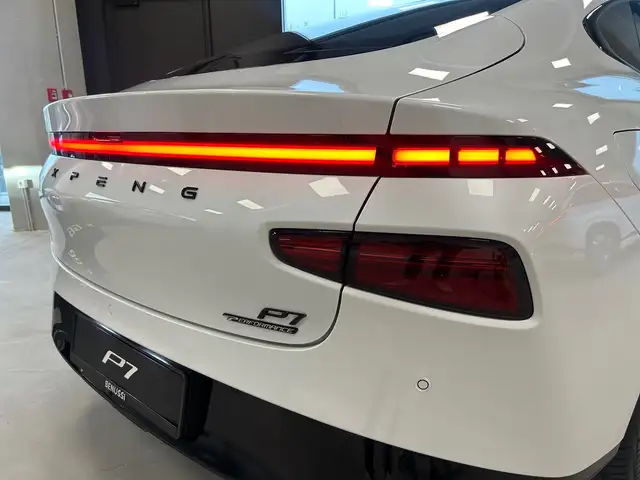 Xpeng P7 Performance Ansicht 13