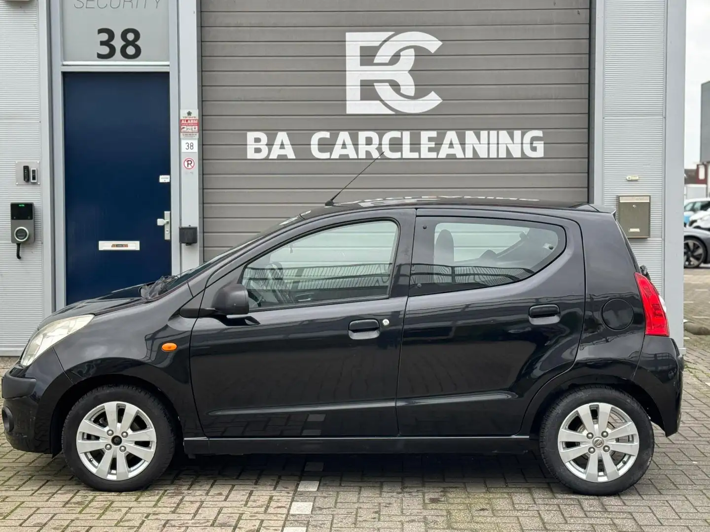 Nissan Pixo 1.0 Look S/S | Airco | Radio | Zwart | NAP | Elekt Fekete - 2