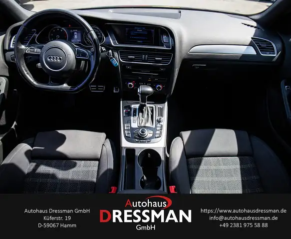 Audi A4 view 12