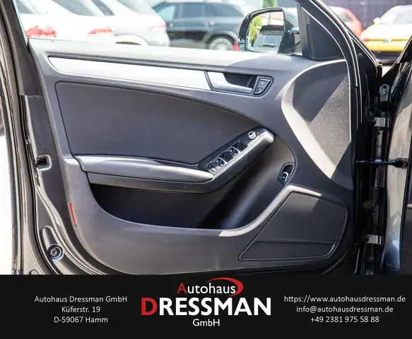 Audi A4 view 8