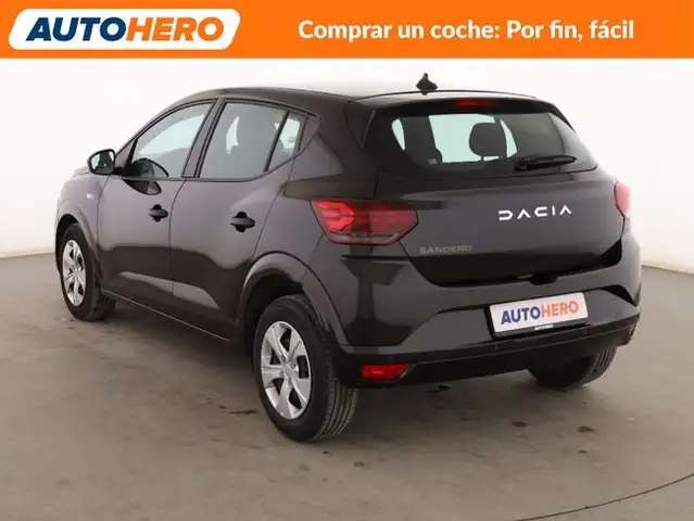 Dacia Sandero view 4