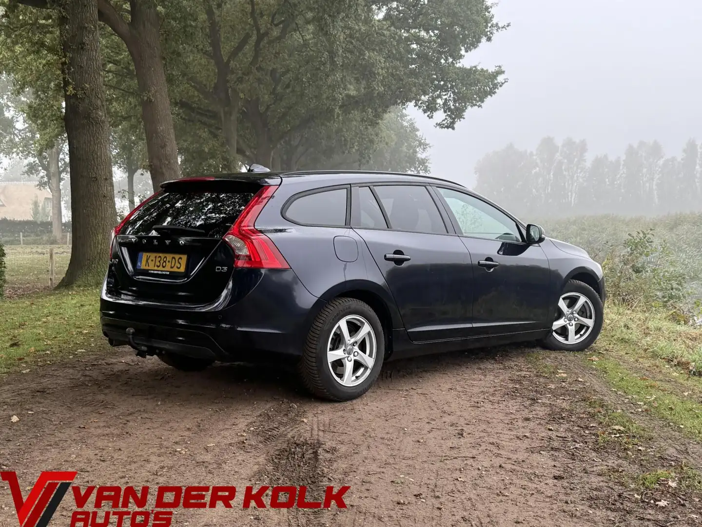 Volvo V60 2.0 D3 Ocean Race Navi Cruise Climate Trekhaak Bleu - 2