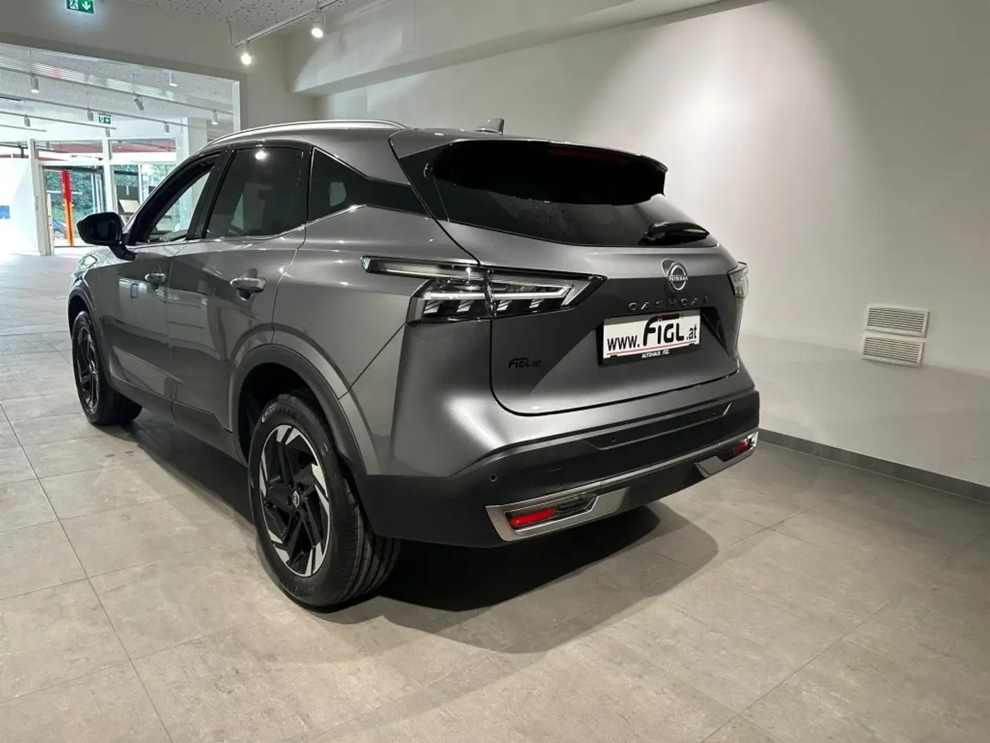 Nissan Qashqai 1.3 DIG-T MHEV 158 X-Tronic N-connecta+ Gris - 2