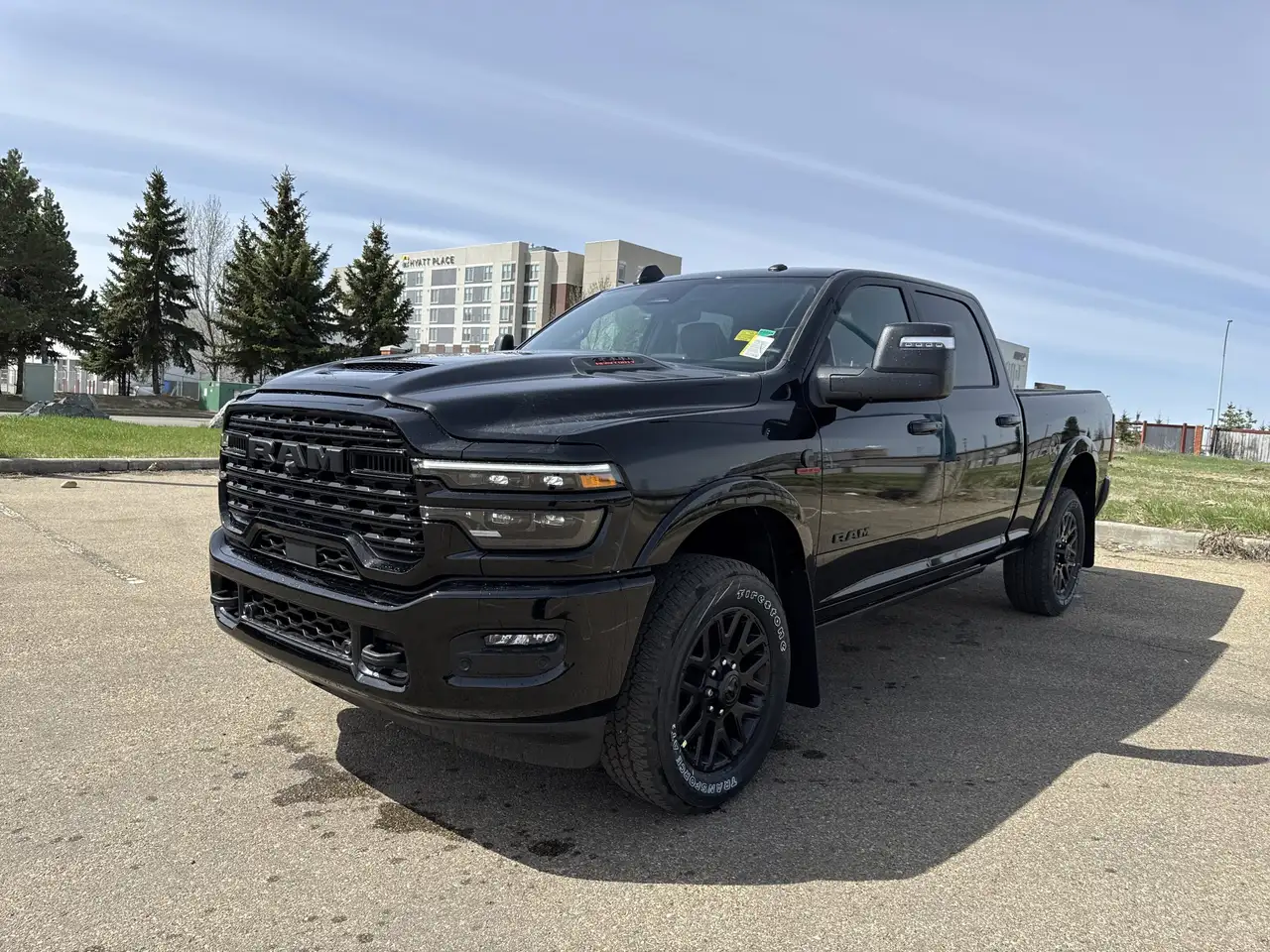 RAM 3500 снимка RAM 3500