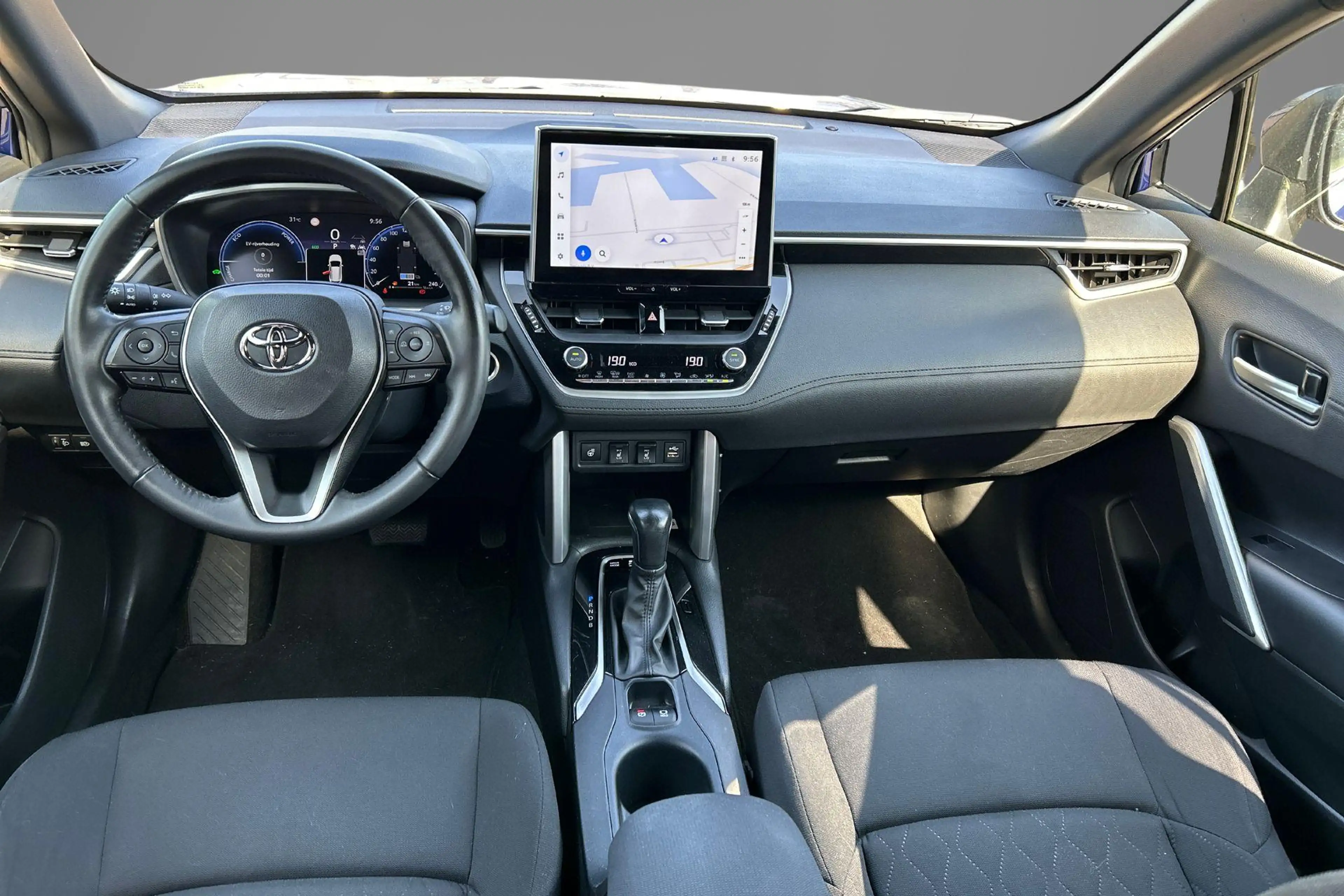 Toyota Corolla Cross 2.0 High Power Hybrid First Edition | Afneembare t — photo 9