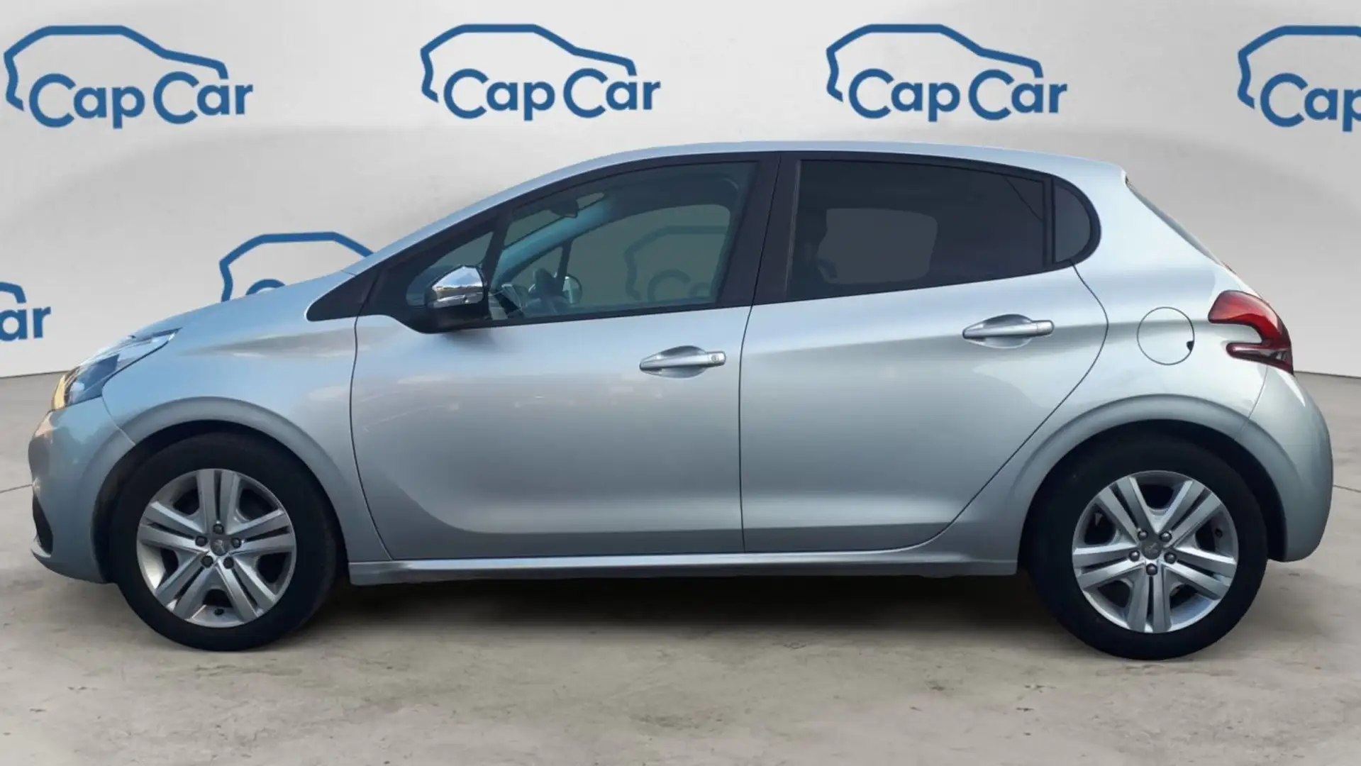 Peugeot 208 1.2 PureTech 82 Style - 2