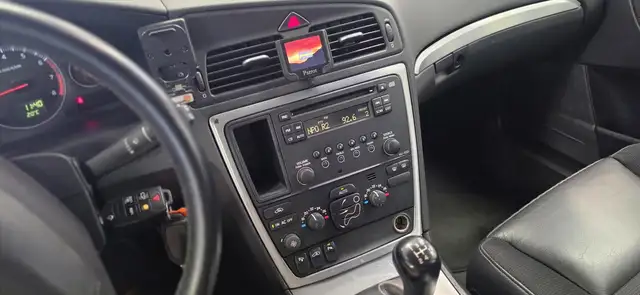 Volvo V70 view 13