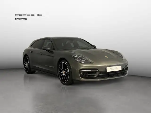 Porsche Panamera view 7