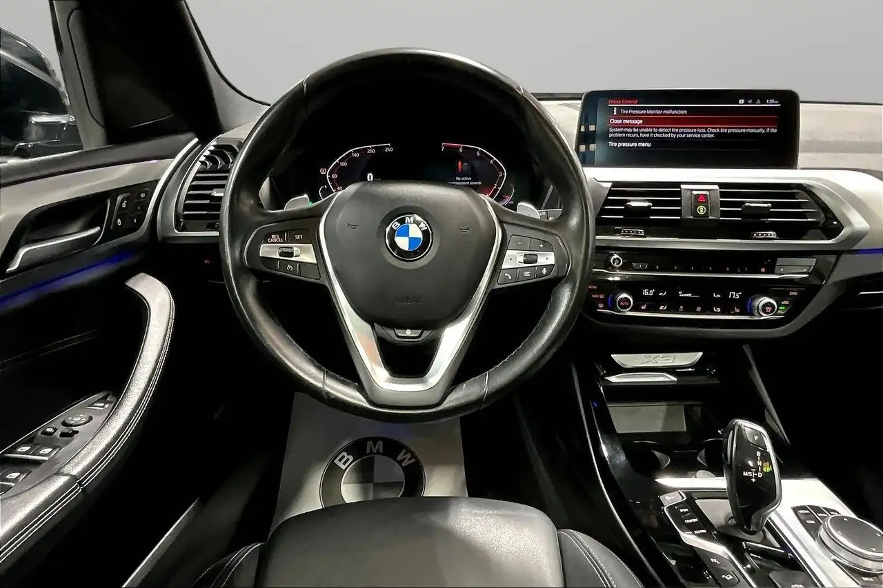 BMW X3 снимка BMW X3