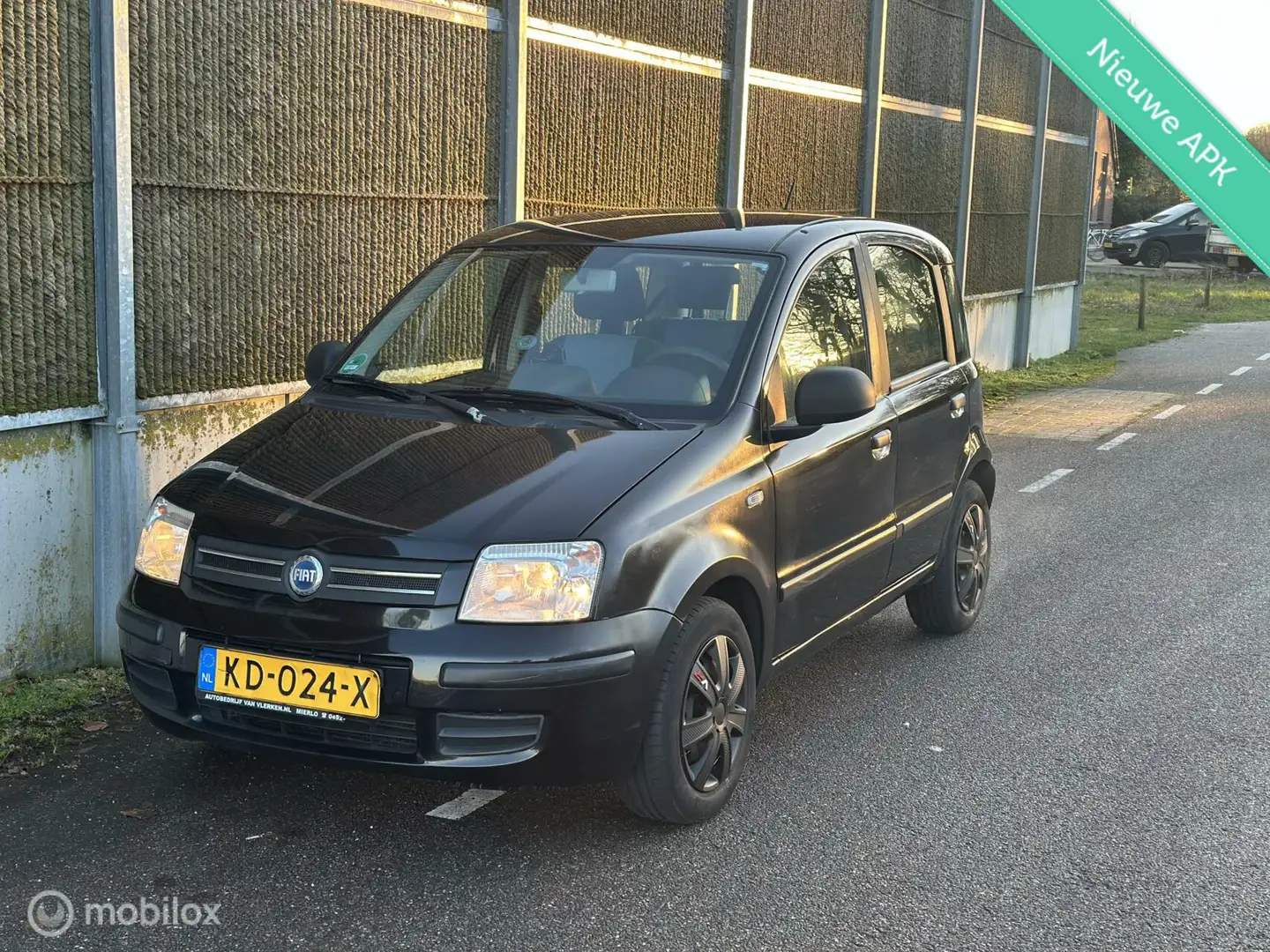 Fiat Panda 1.2 Dynamic APK|AIRCO|NAP Zwart - 1