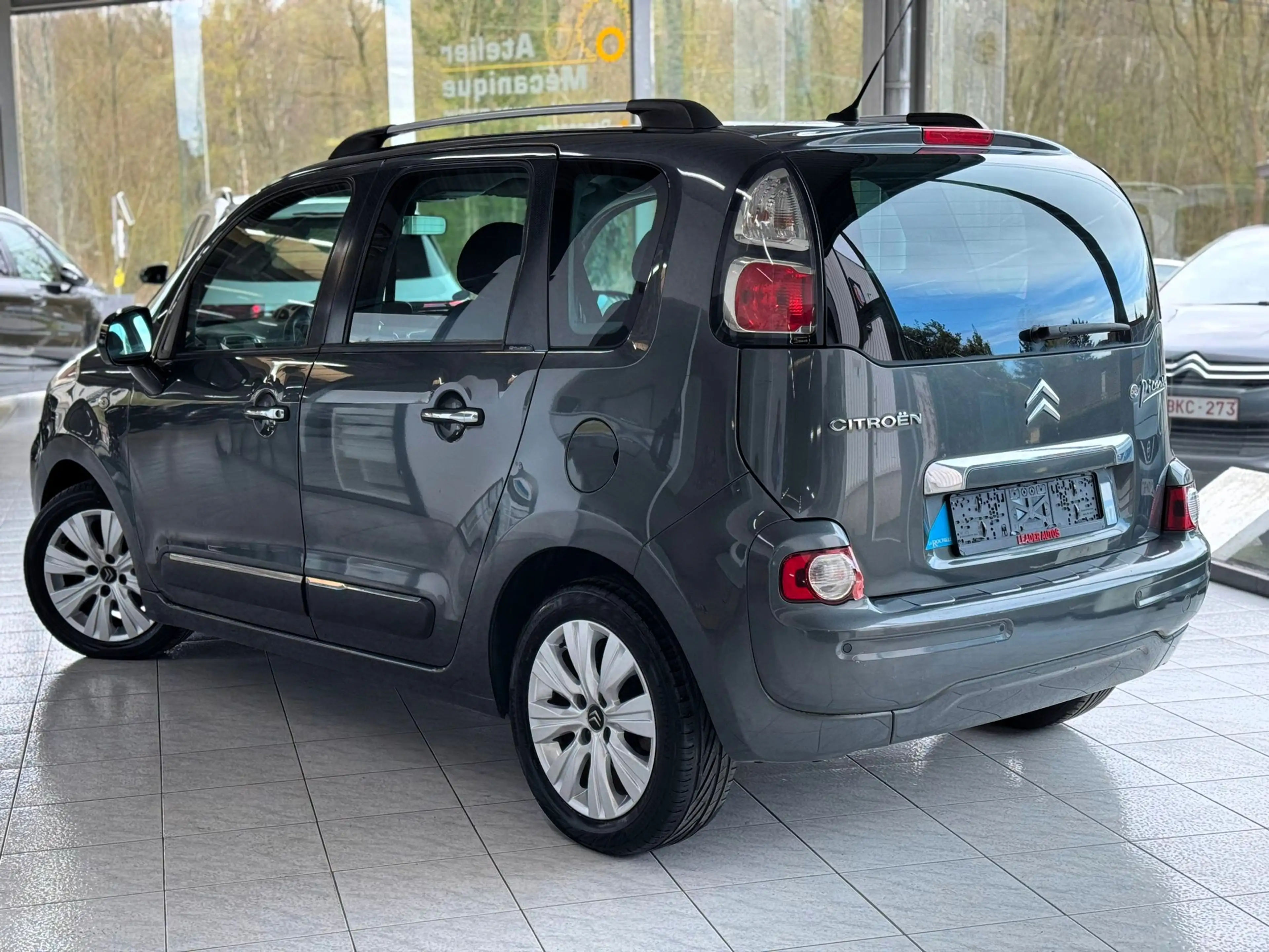 Citroen C3 Picasso 🟩1.6 ESSENCE 120CV - AIRCO - AUTOMATIQUE — photo 3