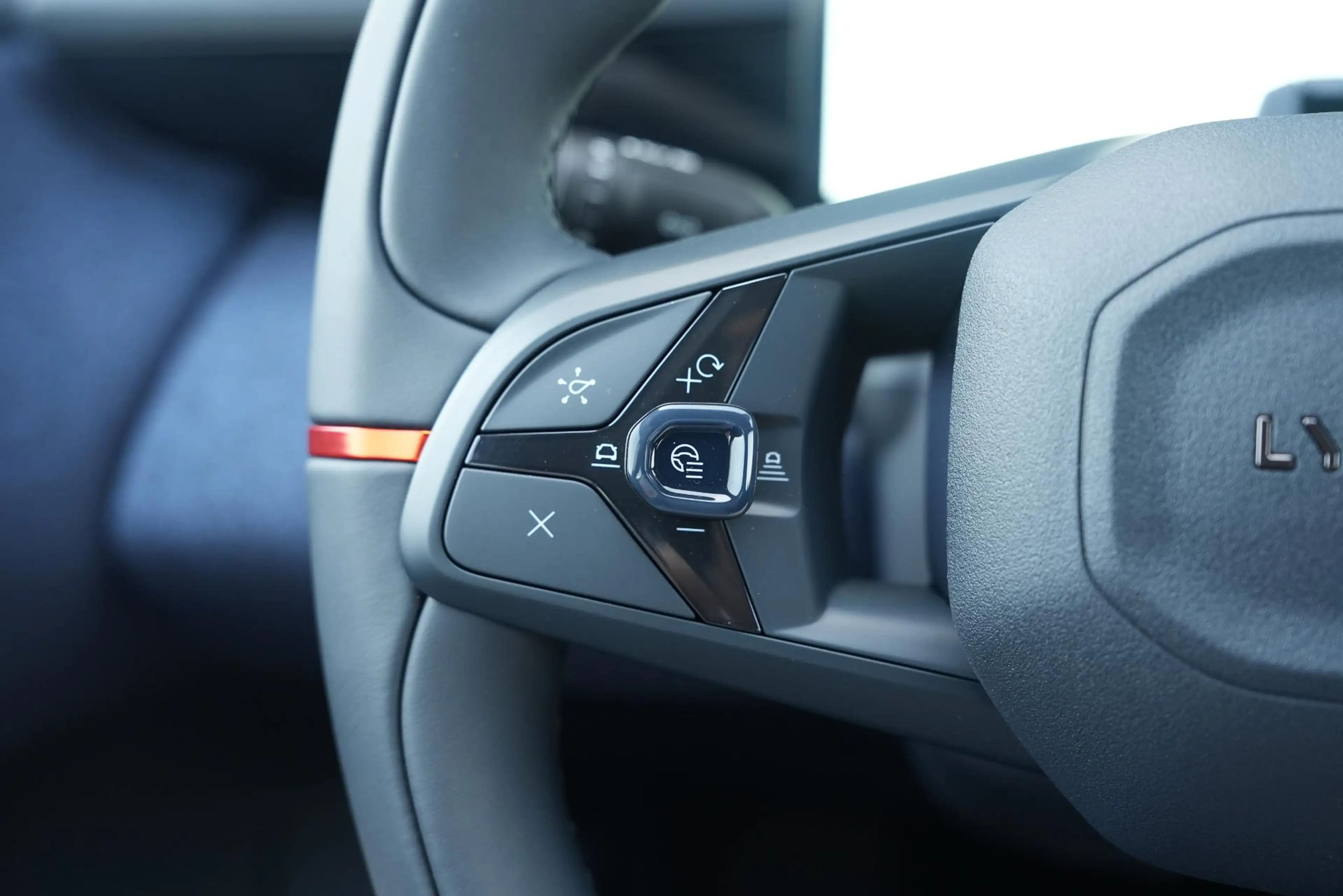 Lynk & Co 02 Business Edition 66 kWh | Uit Voorraad Leverbaar | — photo 8