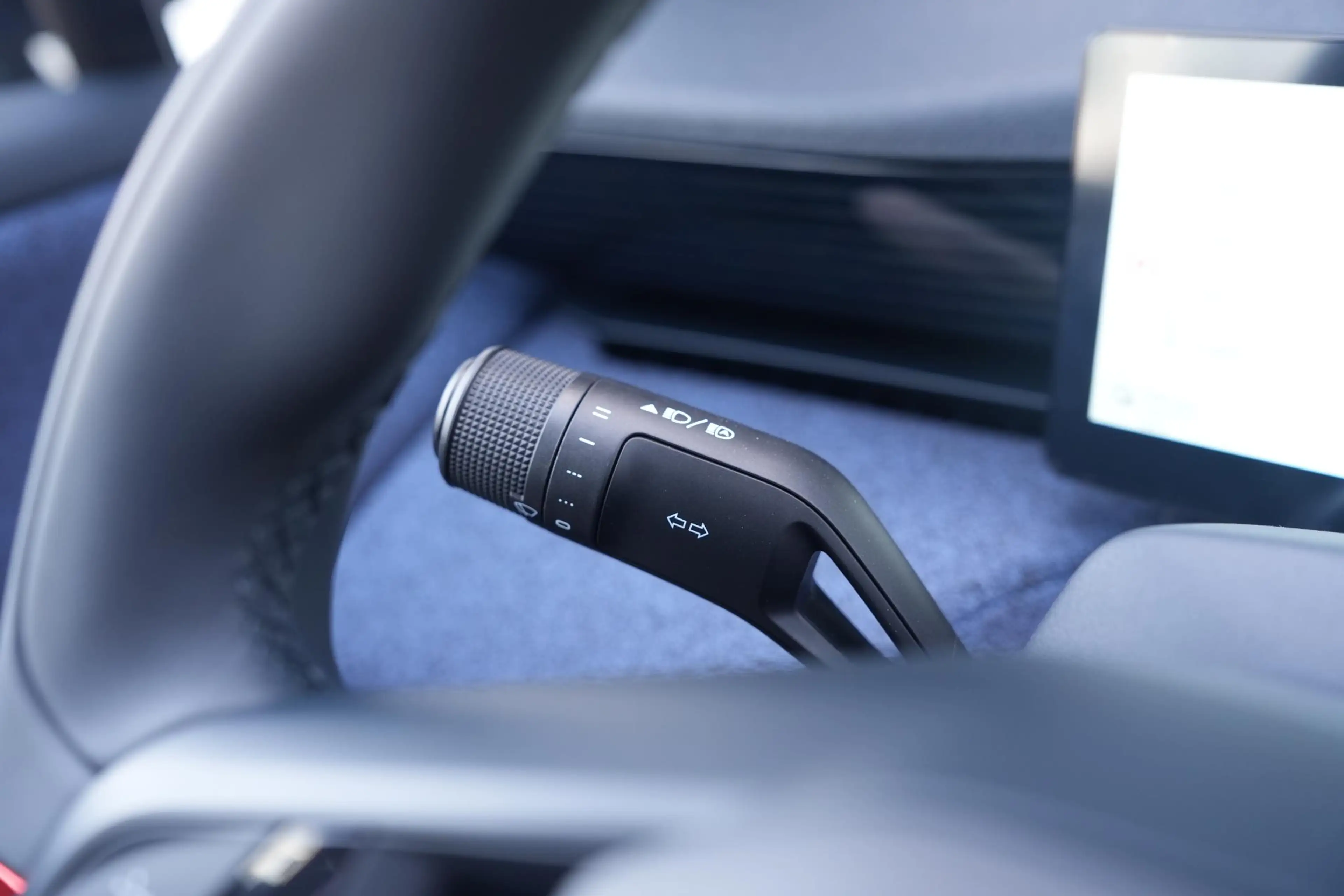 Lynk & Co 02 Business Edition 66 kWh | Uit Voorraad Leverbaar | — photo 11