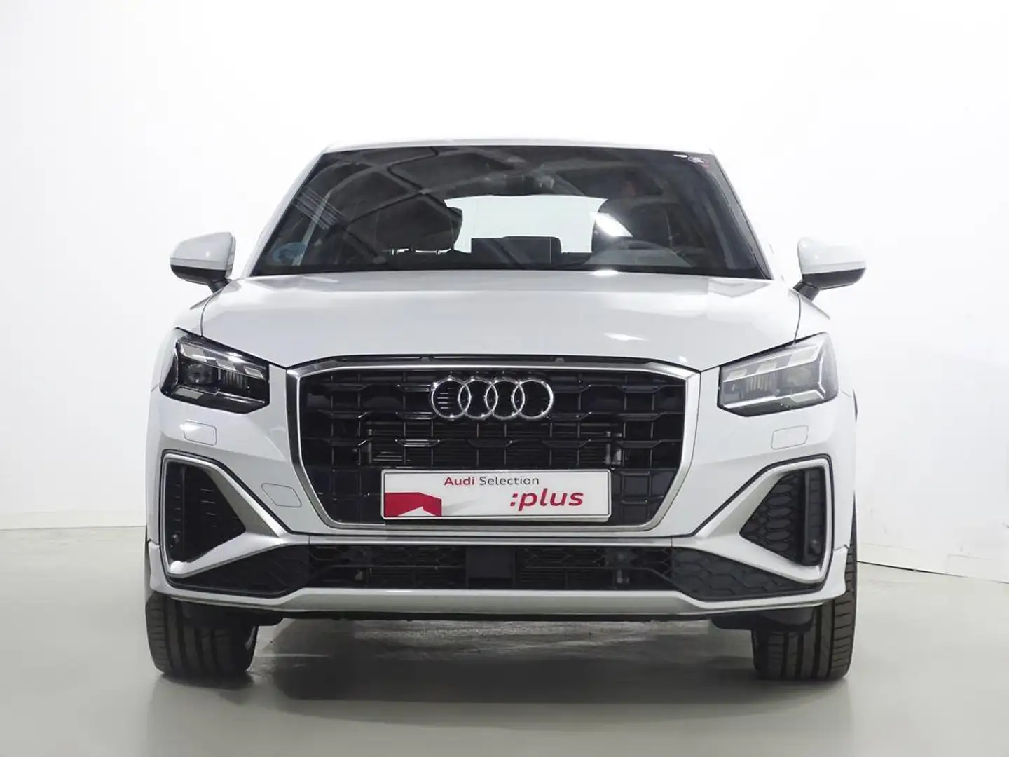 Audi Q2 35 TDI Adrenalin S tronic 110kW Wit - 2