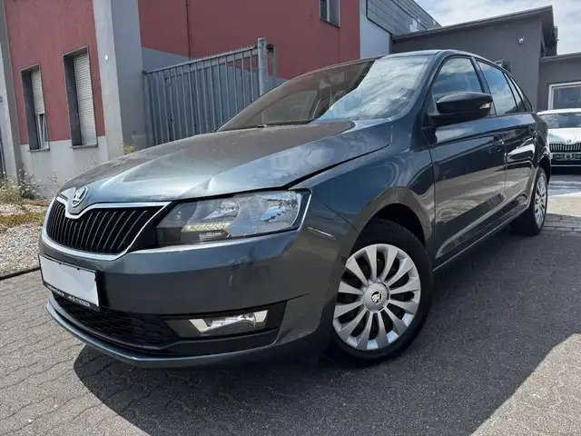 Skoda Rapid/Spaceback Spaceback Ambition.81kW.Pano.PDC.1-Hand