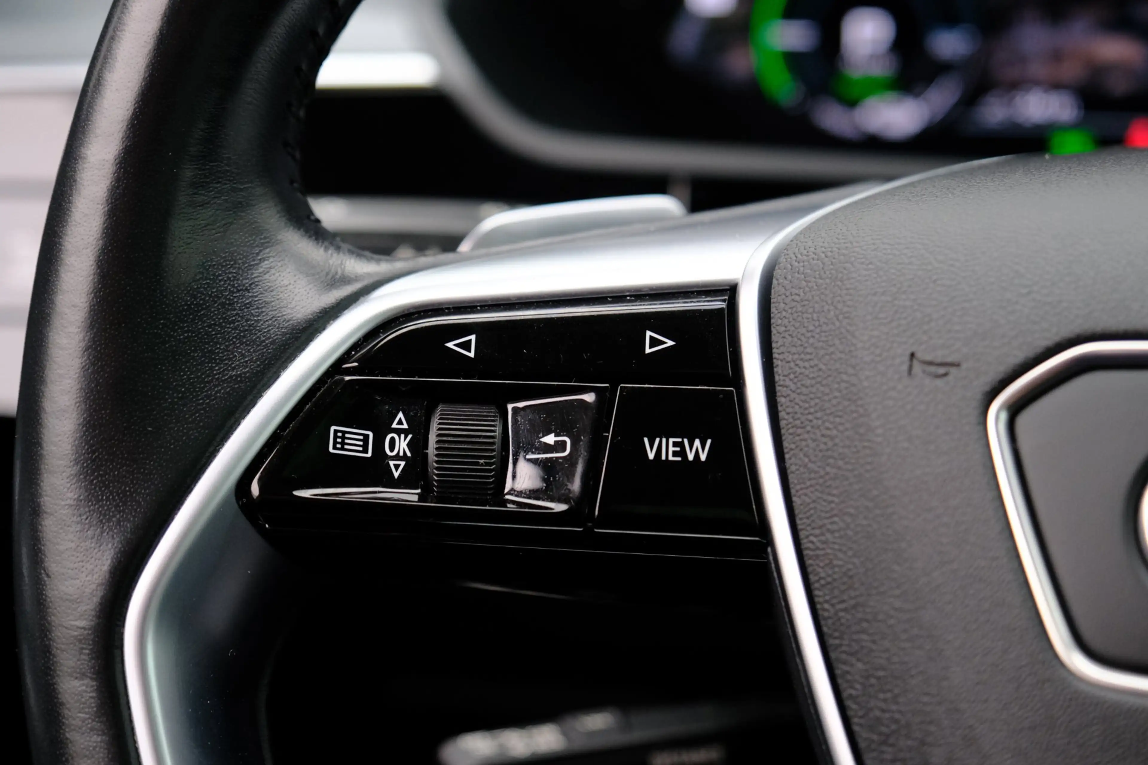Audi e-tron Sportback 55 quattro Business Ed. Plus 95 kWh Aut. — photo 32