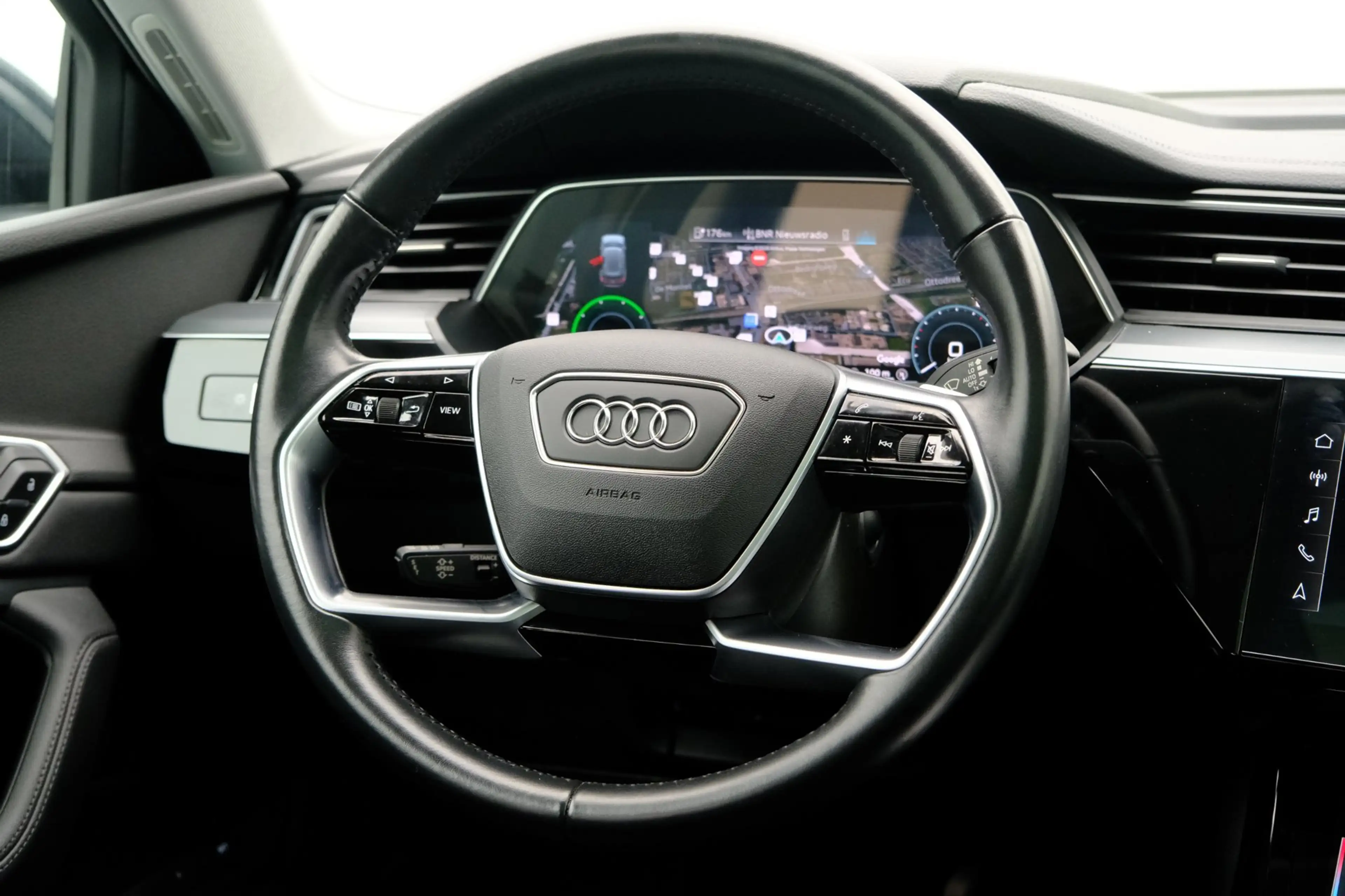 Audi e-tron Sportback 55 quattro Business Ed. Plus 95 kWh Aut. — photo 6