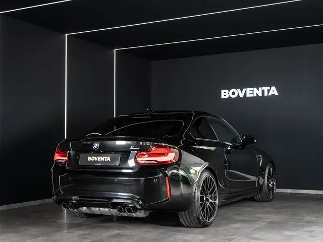 BMW M2 view 8
