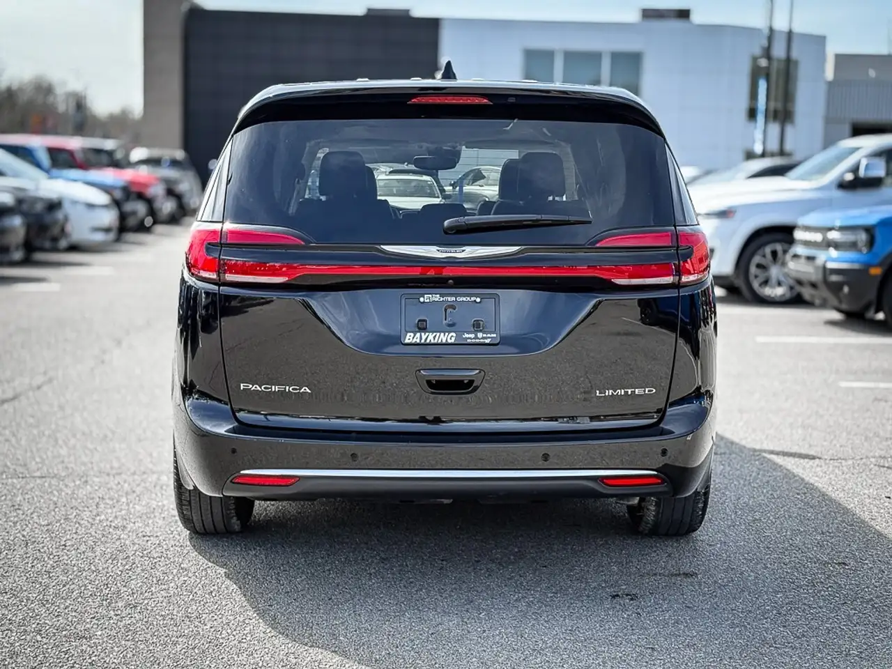 Chrysler Pacifica снимка Chrysler Pacifica