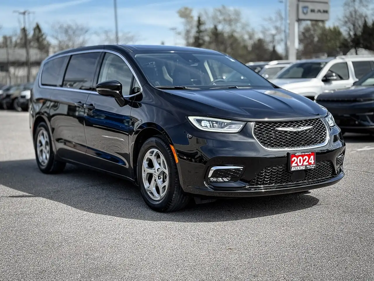 Chrysler Pacifica снимка Chrysler Pacifica
