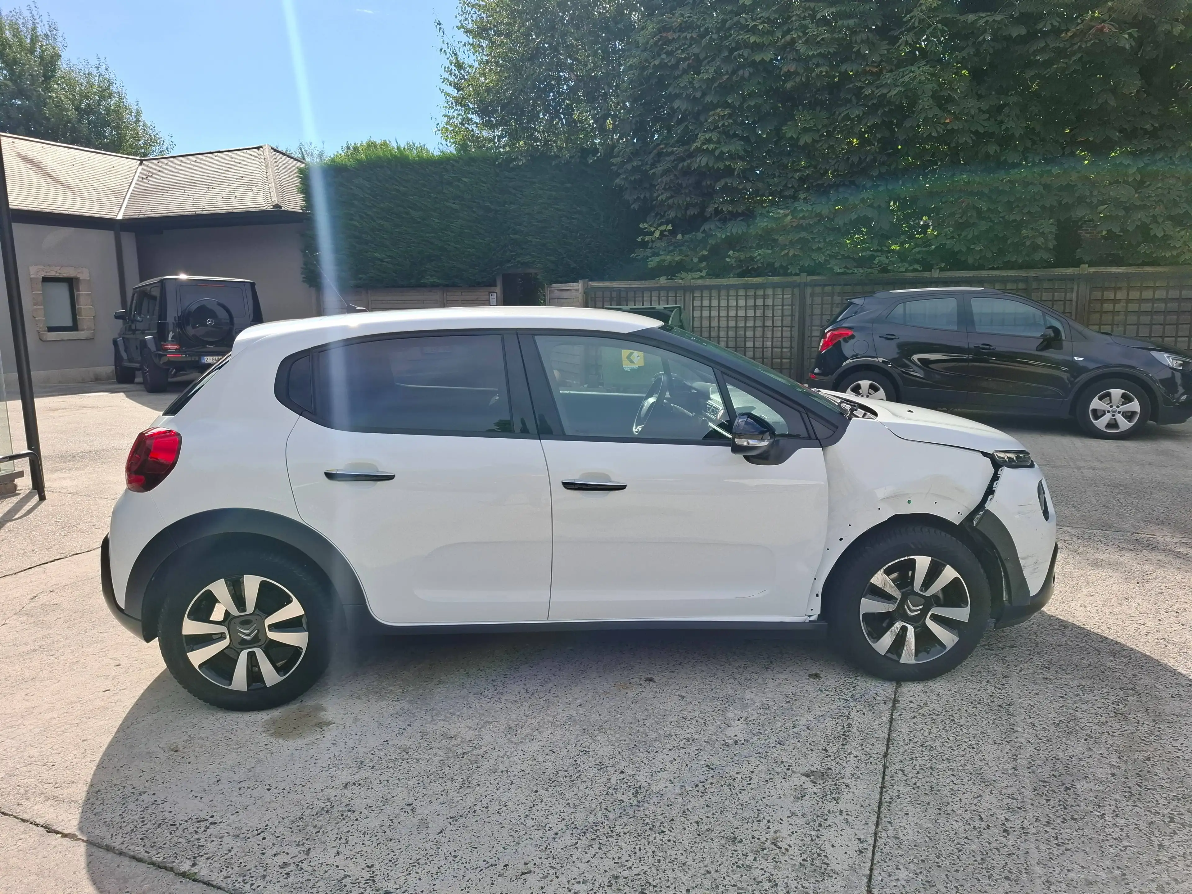Citroen C3 C3 1.2i PureTech Shine S — photo 3