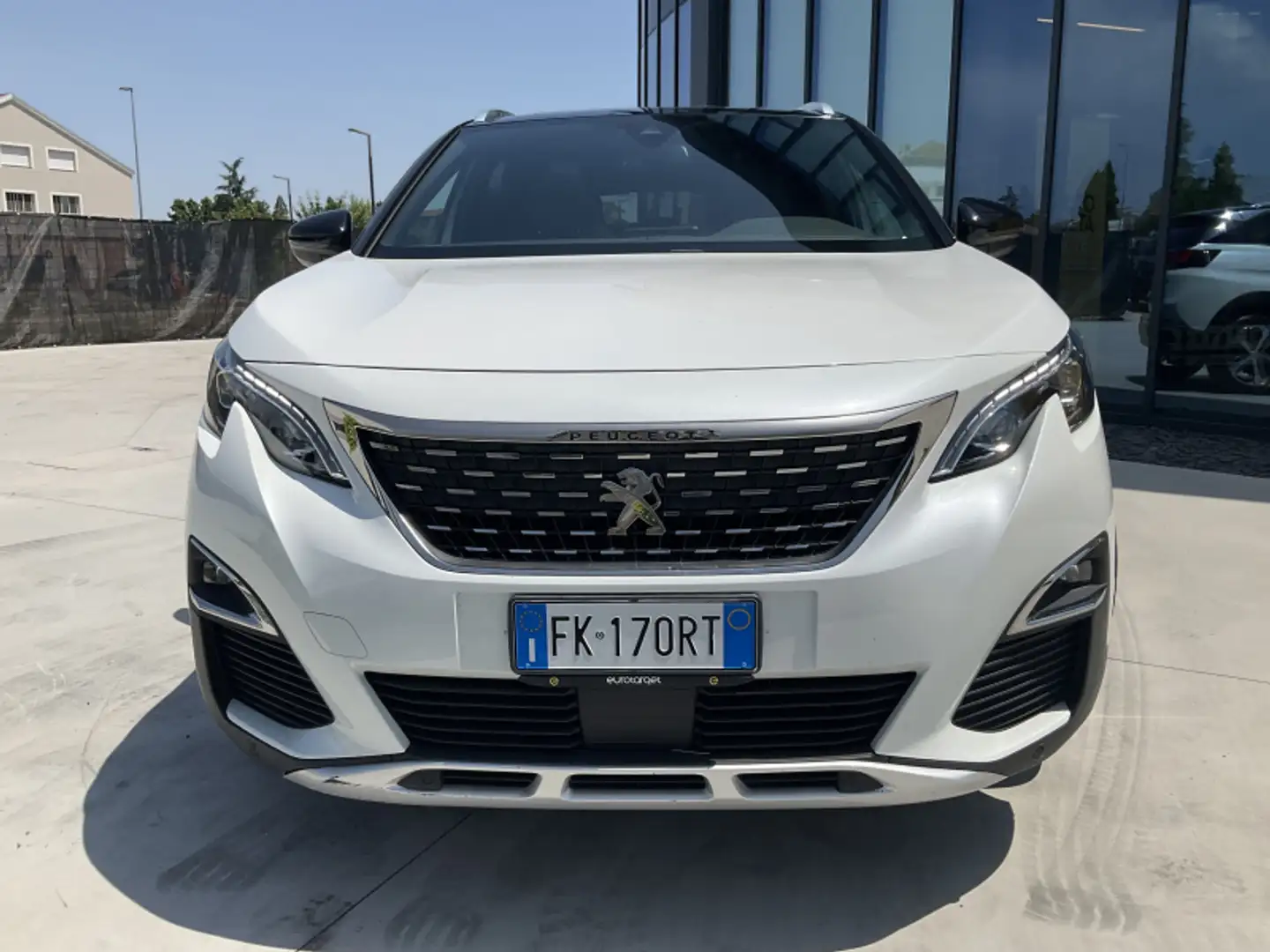 Peugeot 3008 BlueHDi 120 S&S GT Line Weiß - 2