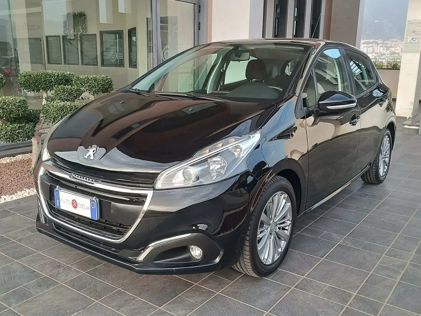Peugeot 208 208 5p 1.6 bluehdi Active s Noir - 1