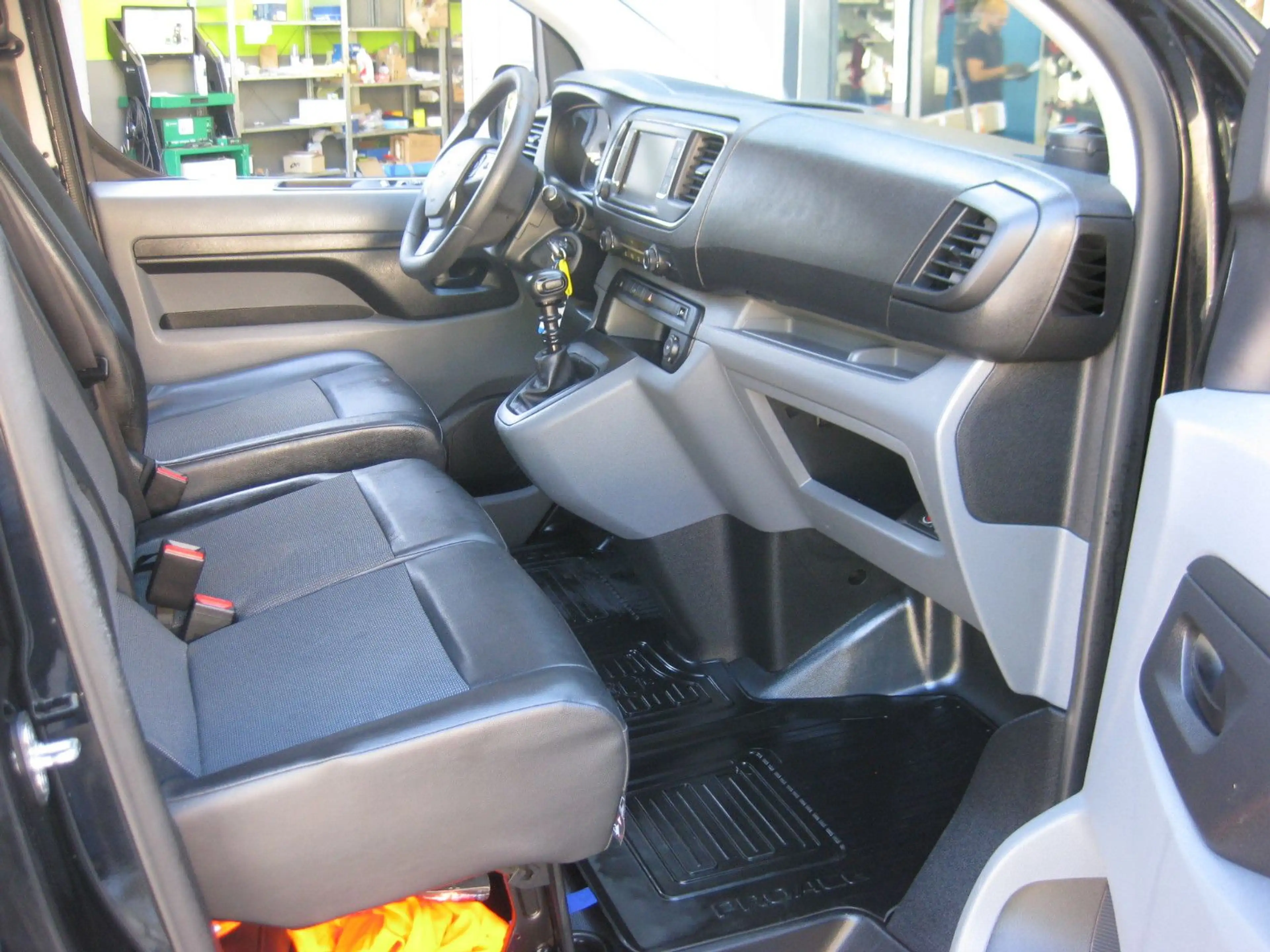 Toyota Proace L1 Kasten Meister "SUPER ZUSTAND" — photo 12