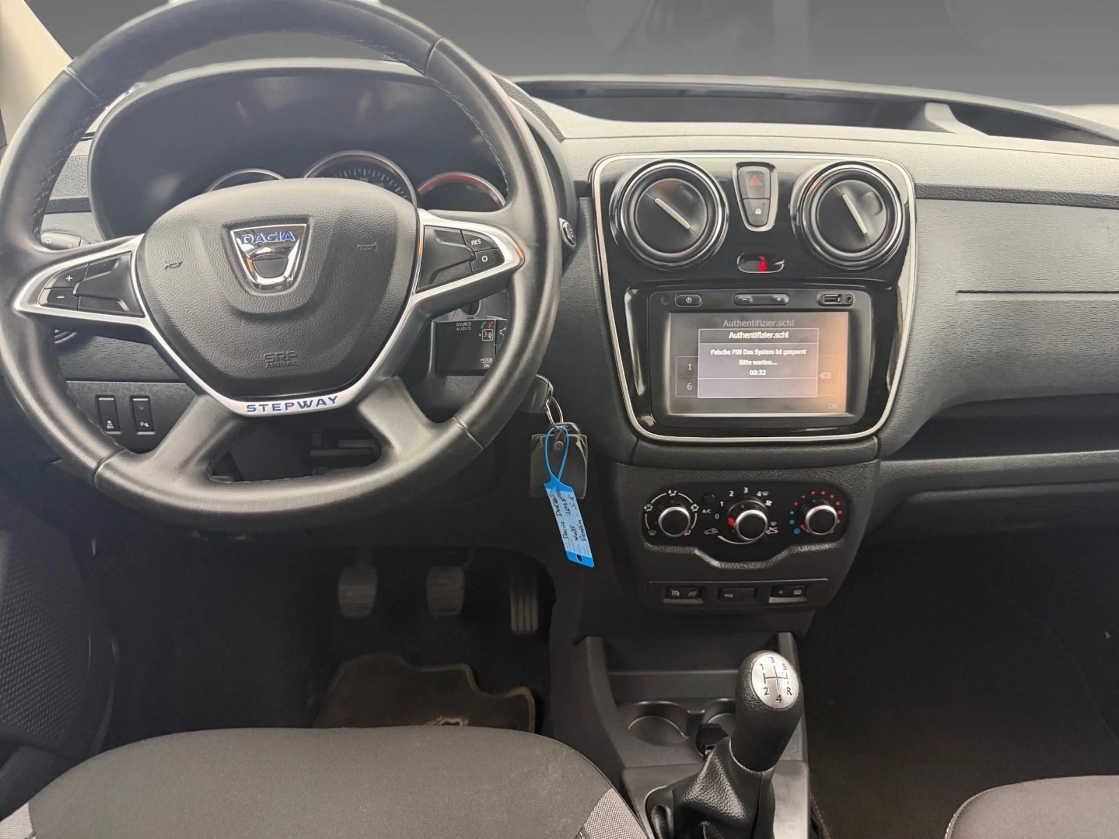 Dacia Dokker Stepway Celebration Steuerket. neu 1.Hand — photo 10