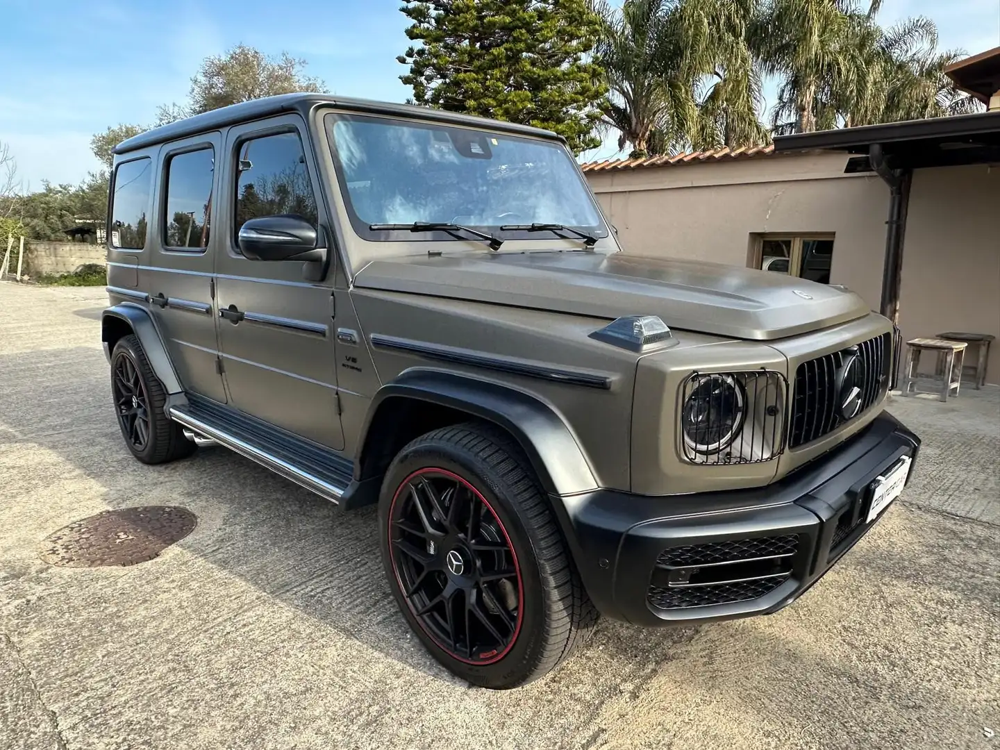 Mercedes-Benz G 63 AMG Premium Plus 585cv auto - 2