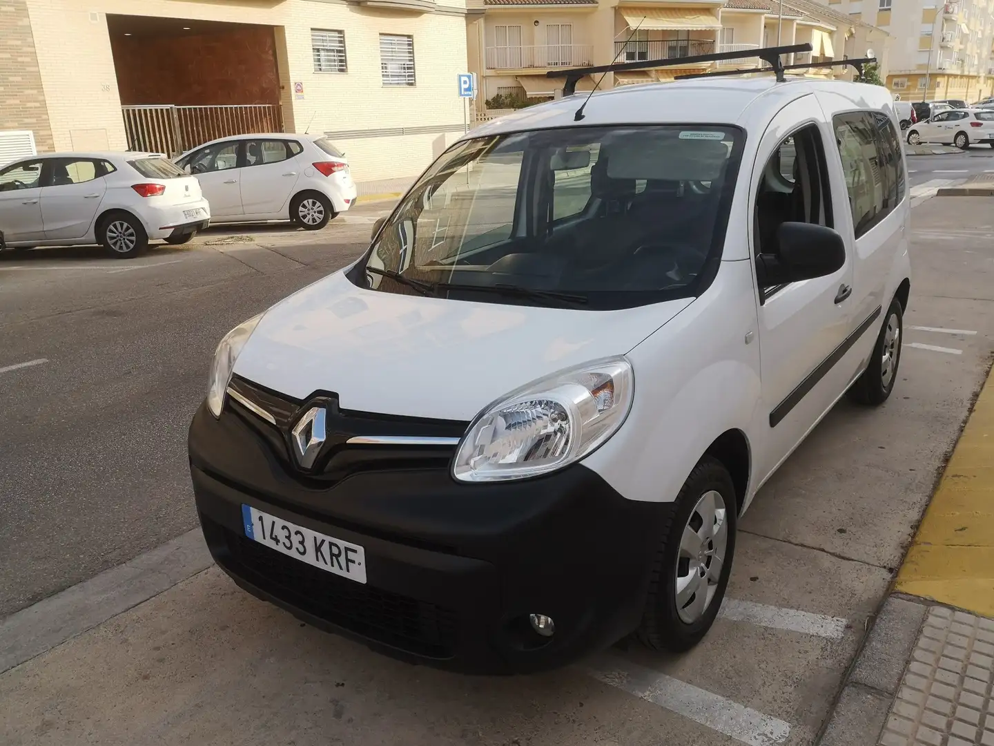 Renault Kangoo Renault kangoo kombi Emotion M1AF euro 6 - 1
