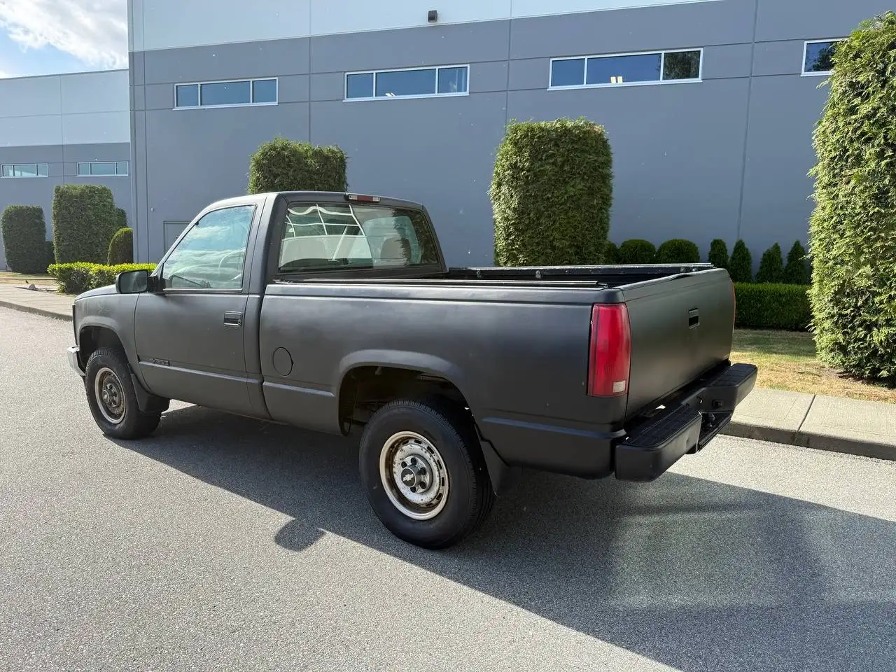 Chevrolet Silverado 1500 снимка Chevrolet Silverado 1500