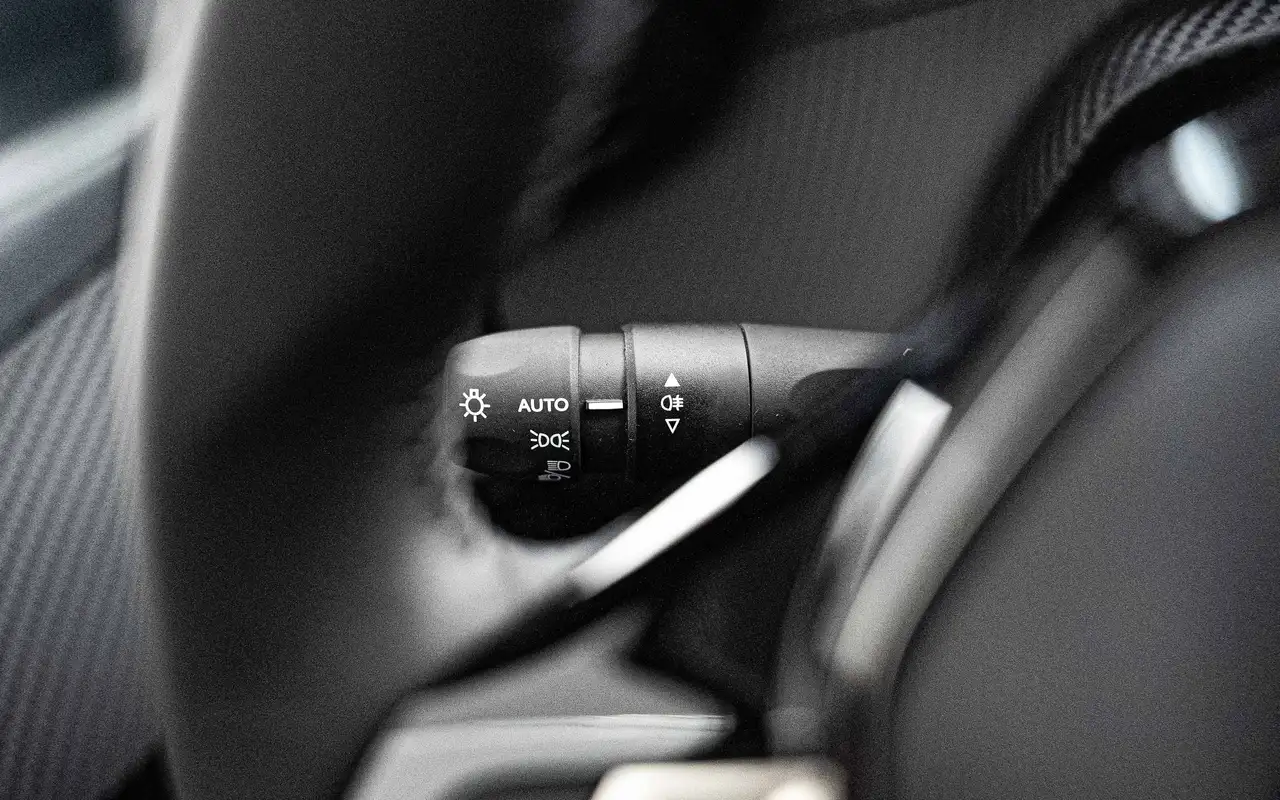 Peugeot 208 1.2 Turbo Allure 23