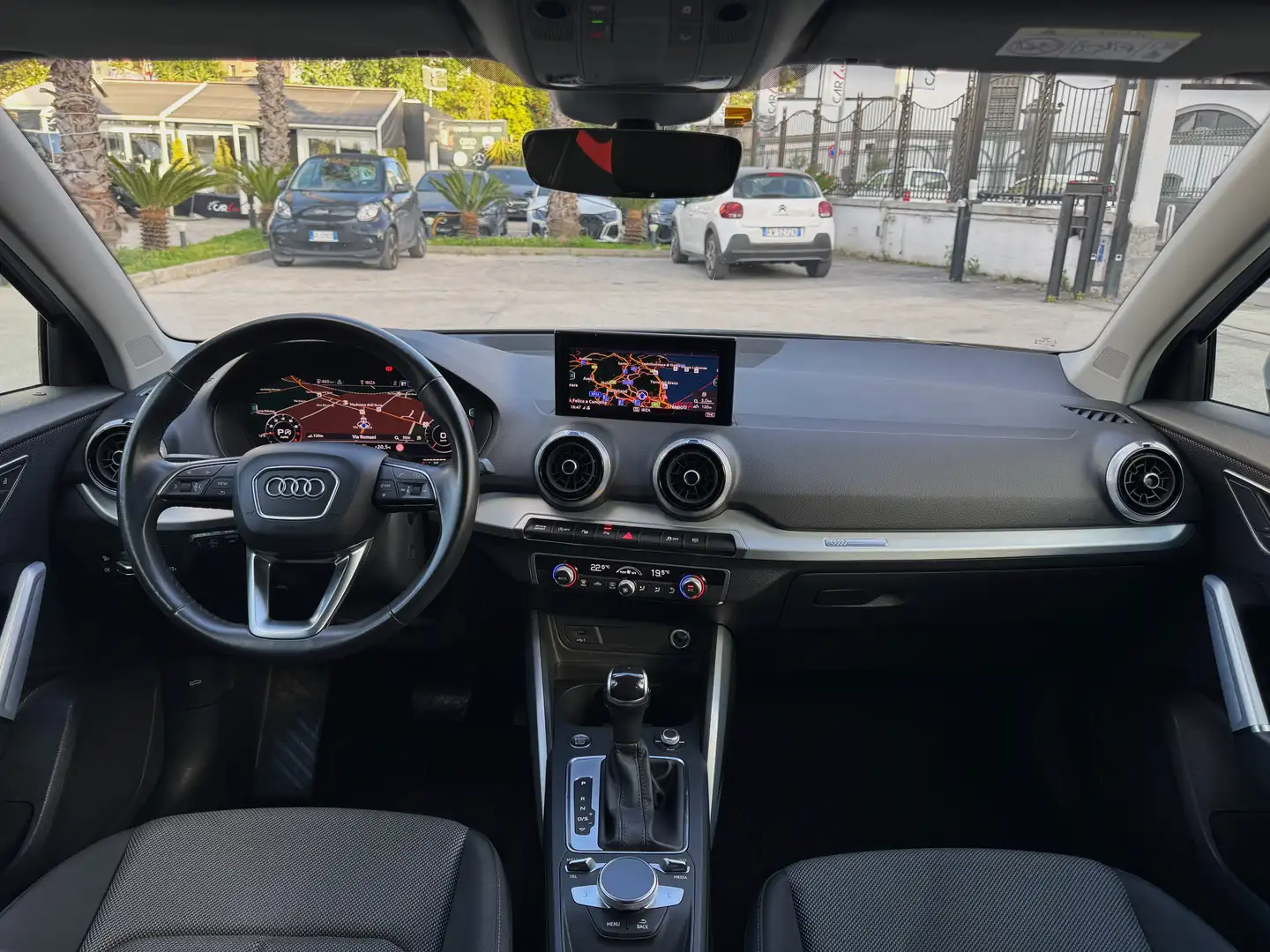 Audi Q2 35 TFSI S-tronic S line 150CV MATRIX CAM CAR PLAY Plateado - 2
