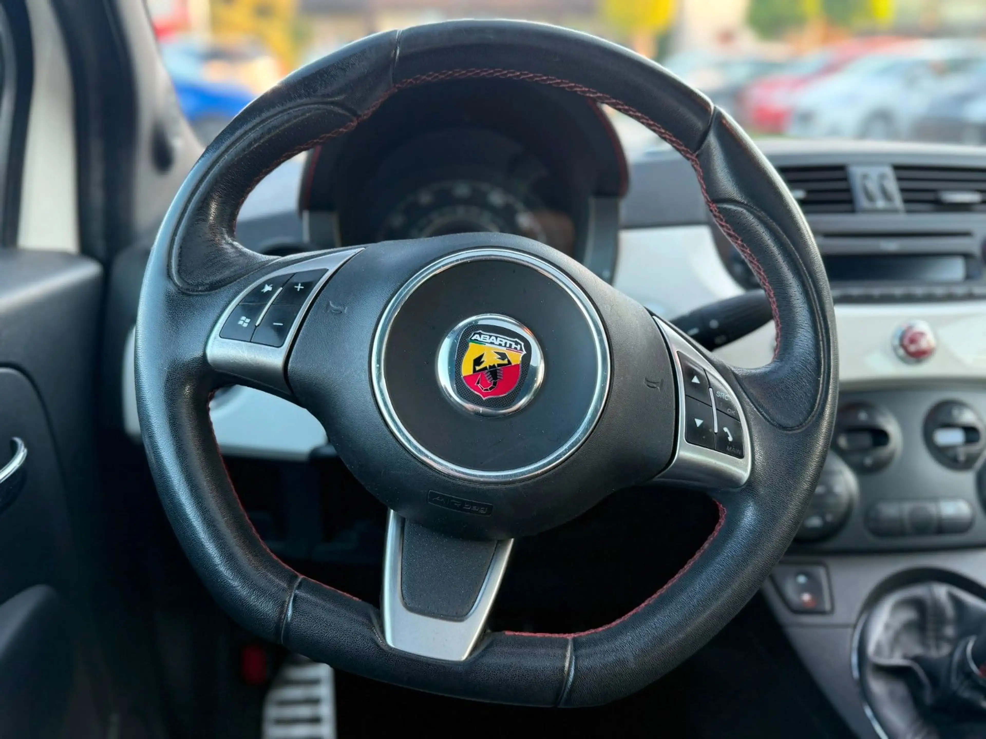 Abarth 500 Abarth , Schiebedach — photo 12