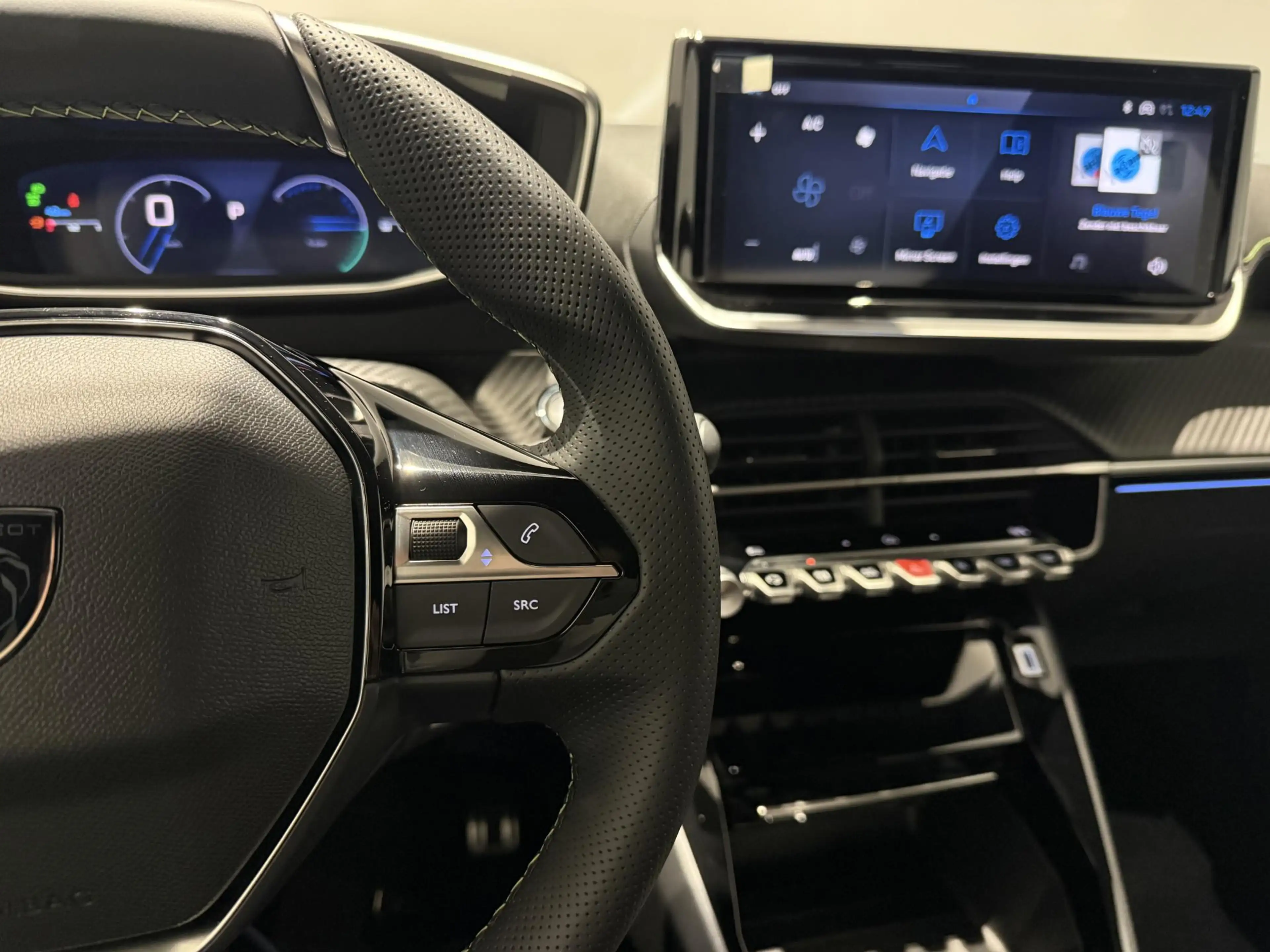 Peugeot 2008 1.2 Hybrid 145 GT | 21% AKTIE ! | APPLE CARPLAY & — photo 14