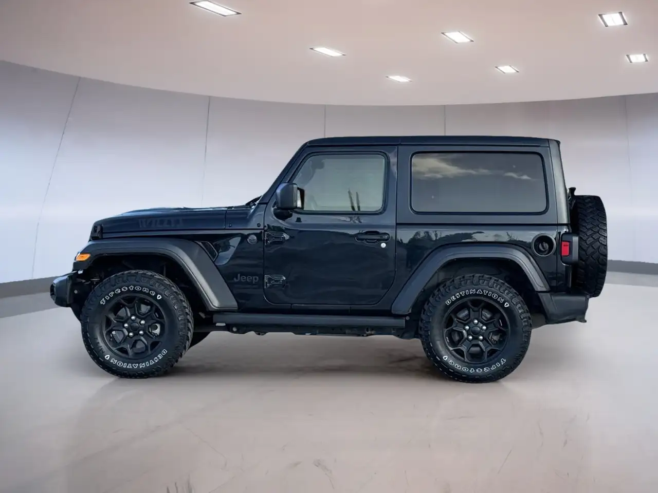 Jeep Wrangler снимка Jeep Wrangler