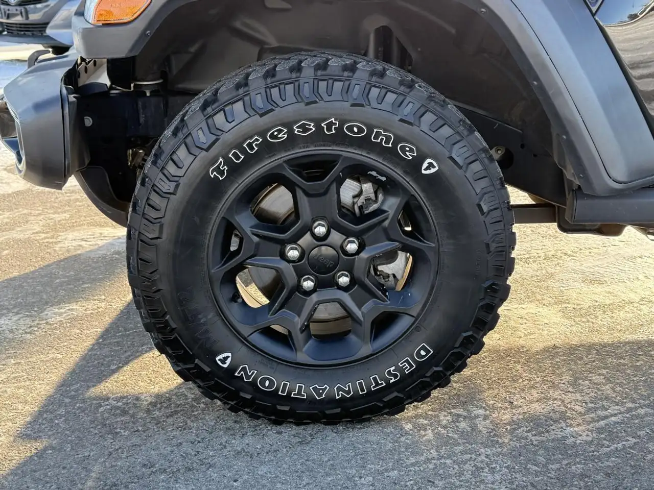 Jeep Wrangler снимка Jeep Wrangler