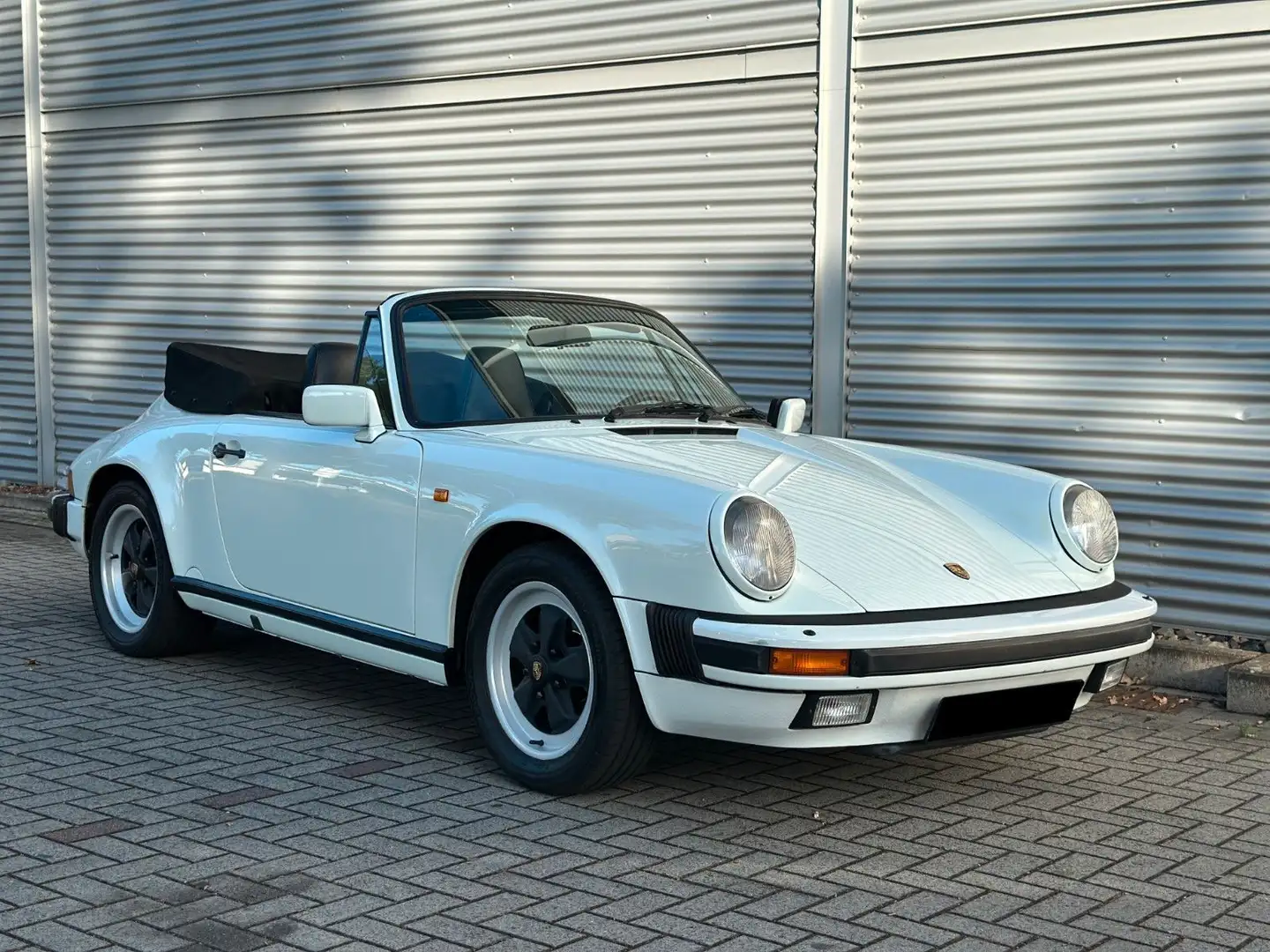 Porsche 911 Carrera Cabrio Weiß - 1