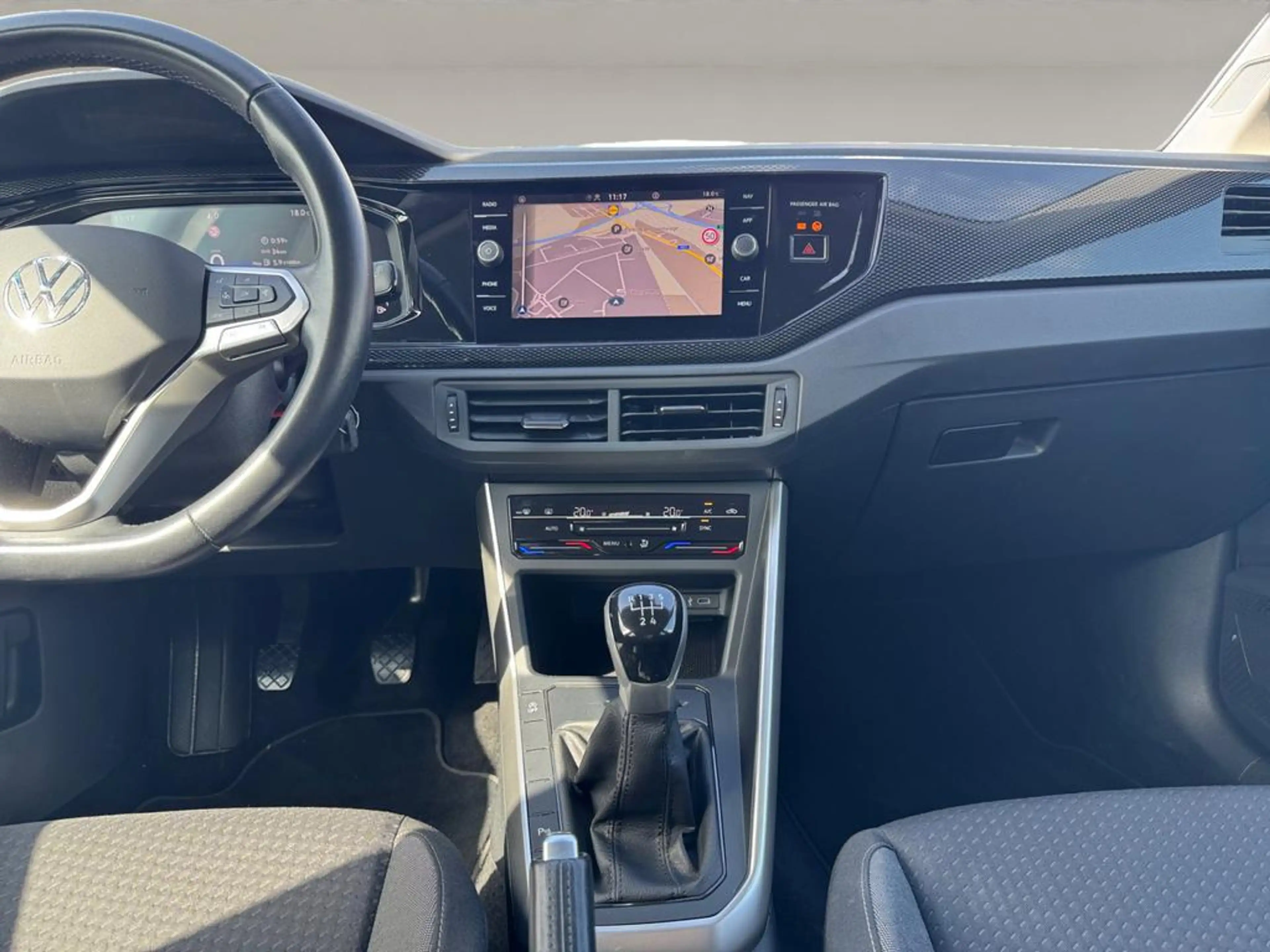 Volkswagen Polo Polo Life Business1.0 TSI OPF 70 kW (95 ch) 5 vitesses manuel — photo 11