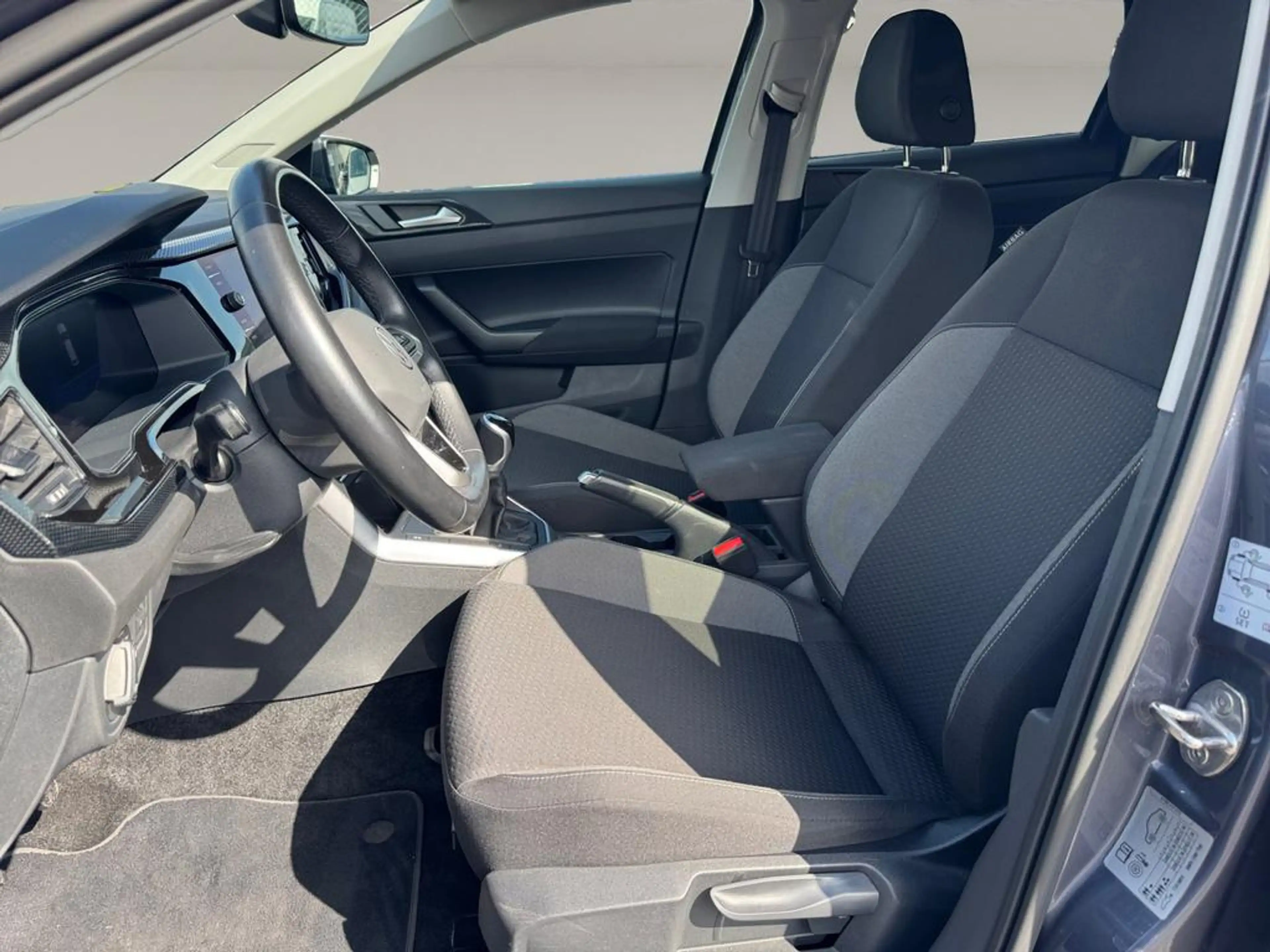 Volkswagen Polo Polo Life Business1.0 TSI OPF 70 kW (95 ch) 5 vitesses manuel — photo 9