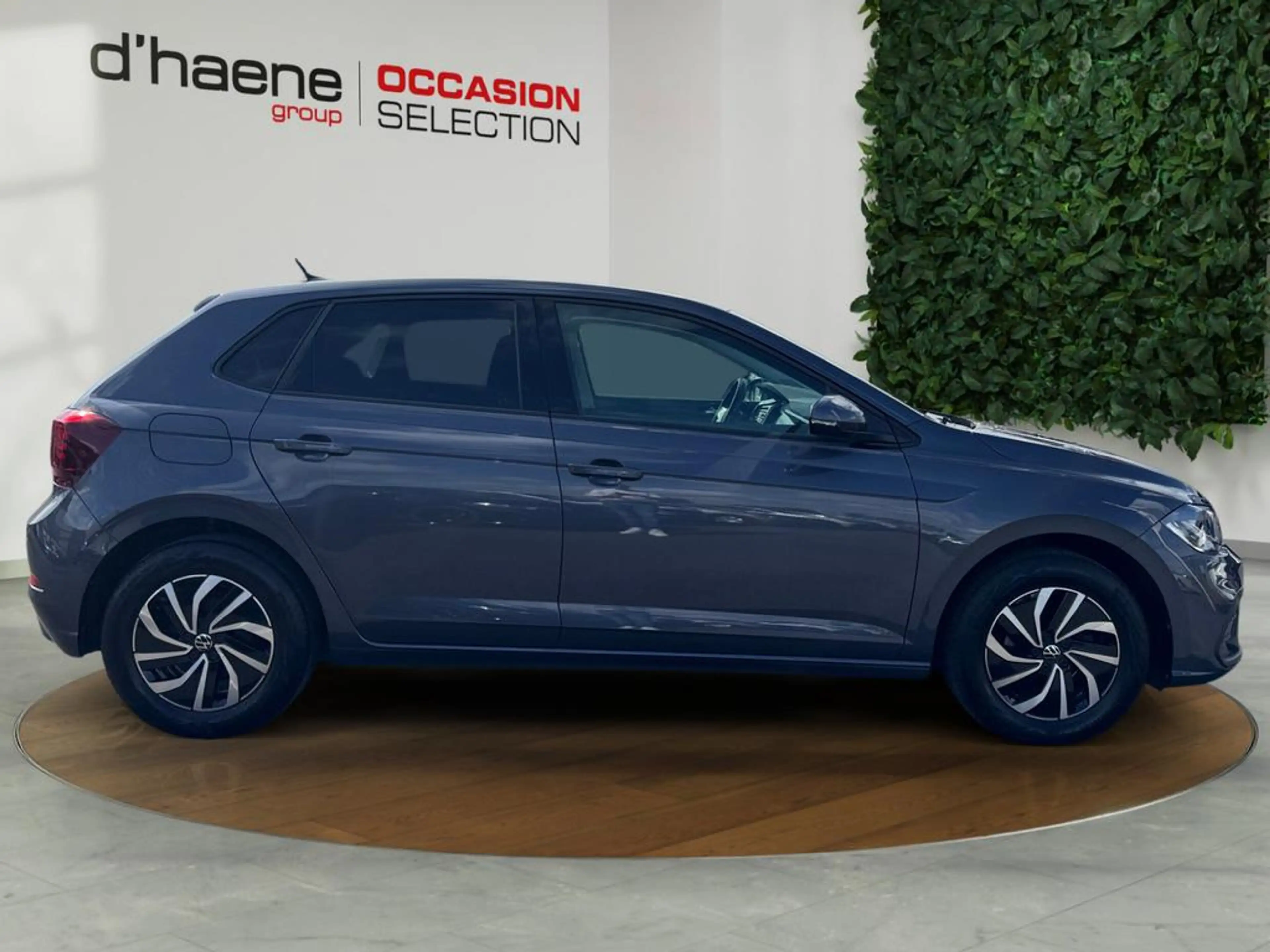 Volkswagen Polo Polo Life Business1.0 TSI OPF 70 kW (95 ch) 5 vitesses manuel — photo 8